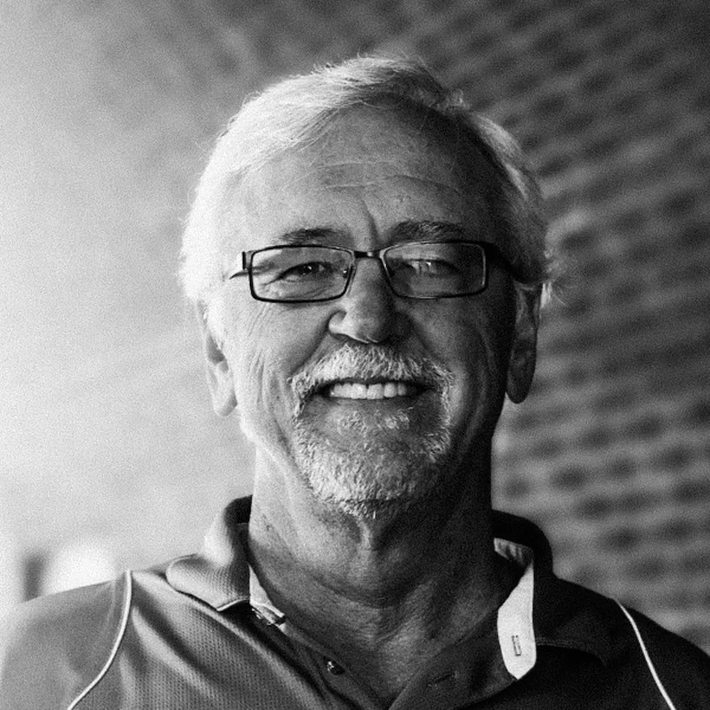 aaron-white copy 6-min.jpg