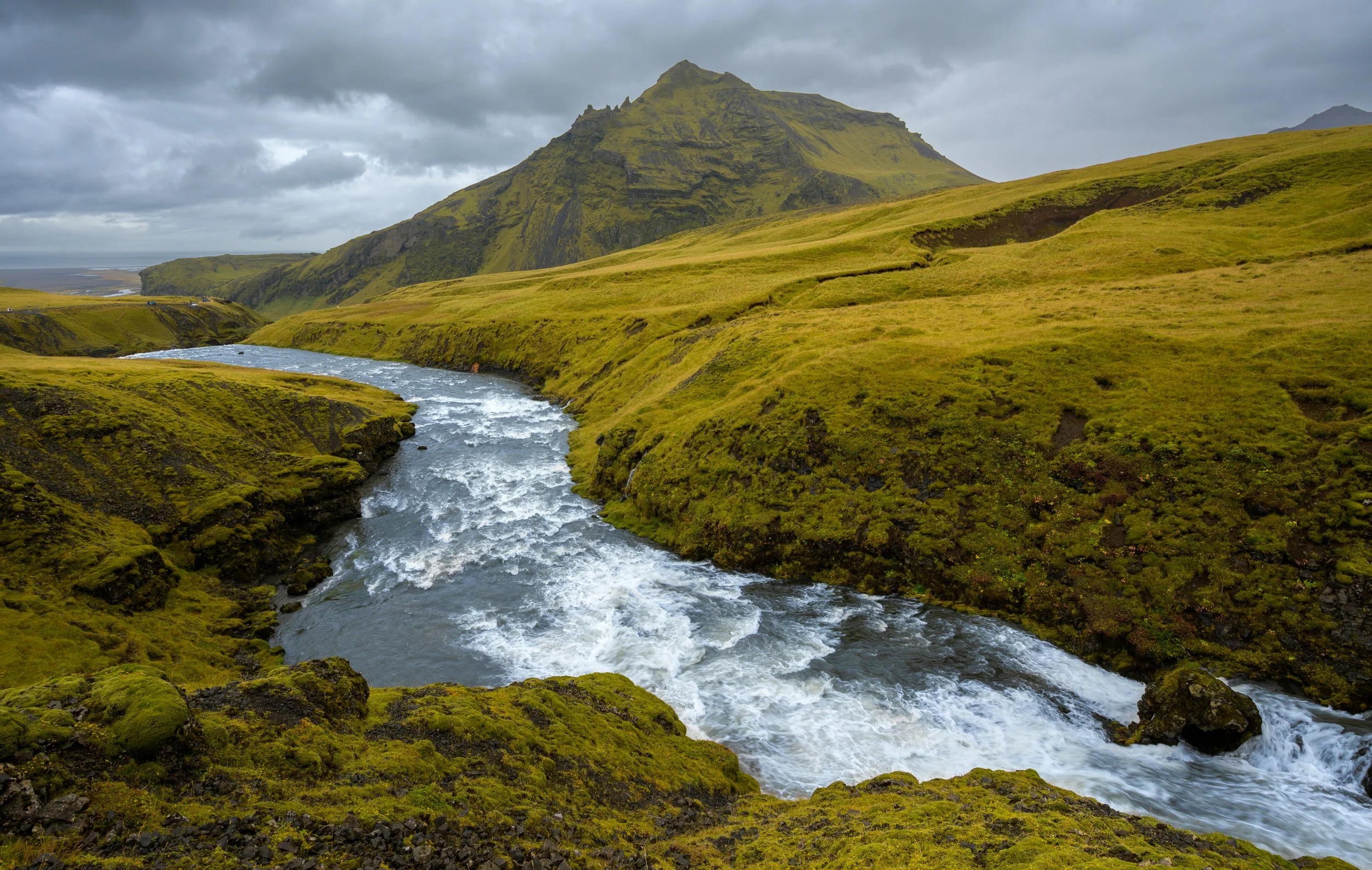 IcelandAboveWaterfallPath.jpg