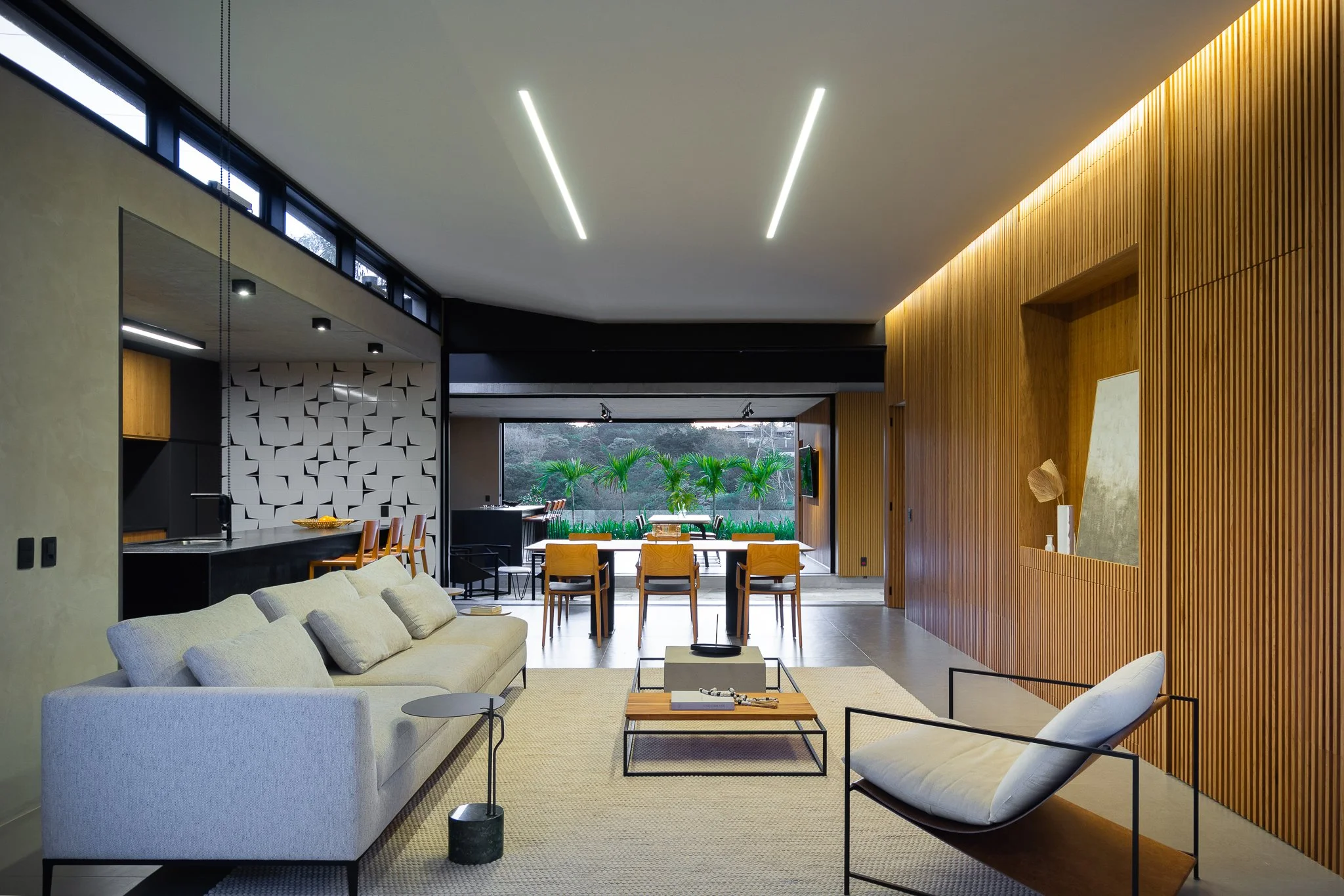 CASA DAS DUAS PRAÇAS