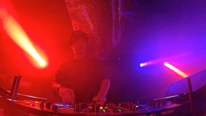 @marviista dropped by bloom last weekend with pockets filled to the brim with nothing but peak time hard house &amp; ukg 🔥 

Anticipating some large scenes this Saturday as Geelong&rsquo;s very own @laura.king.music brings some deep psytrance energy