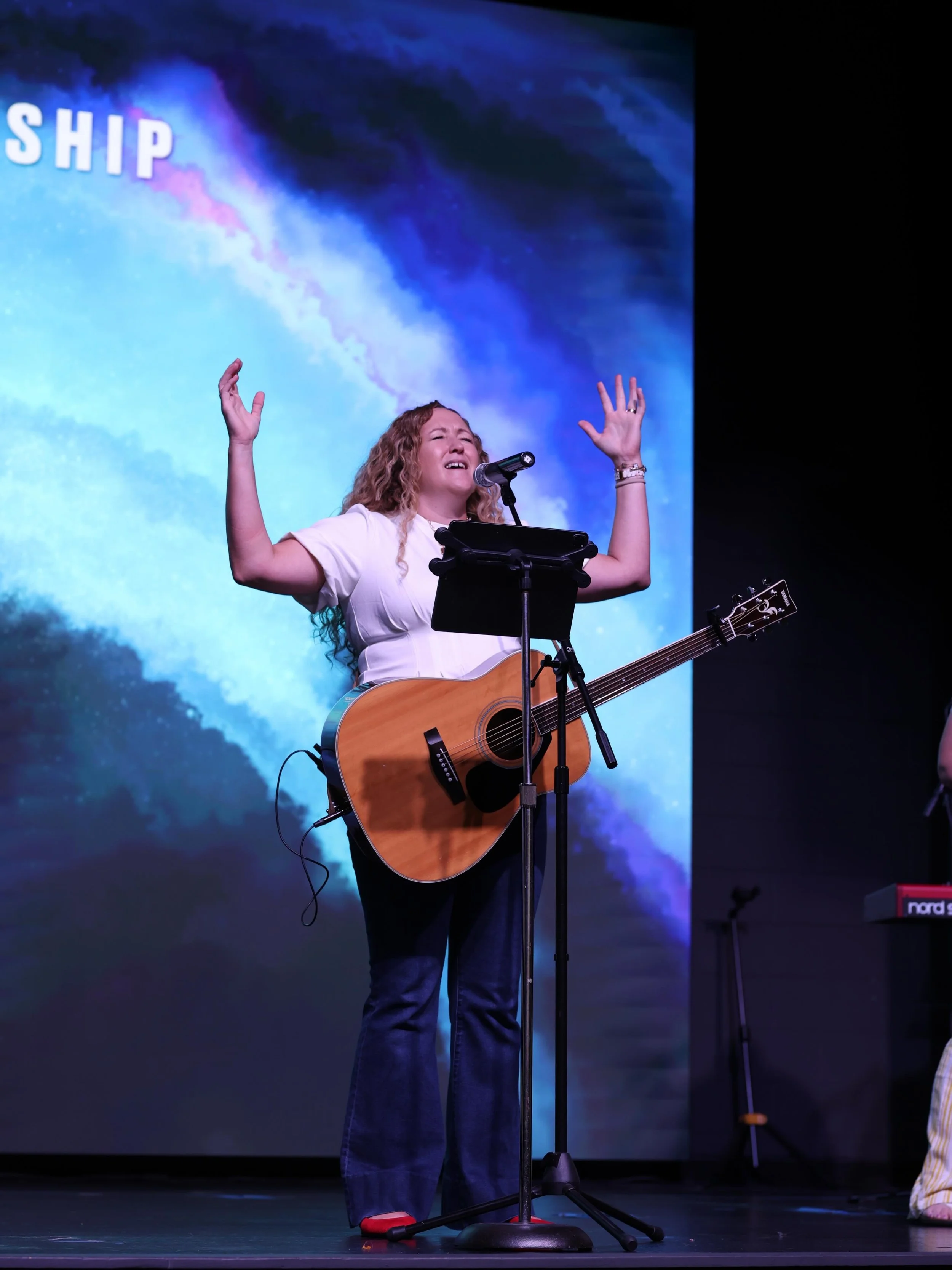 Worshipping together > anything else this weekend!

New Berlin | Greenfield | Tosa | Iglesia | Online | 10a

#church #sunday #worship #jesus #community