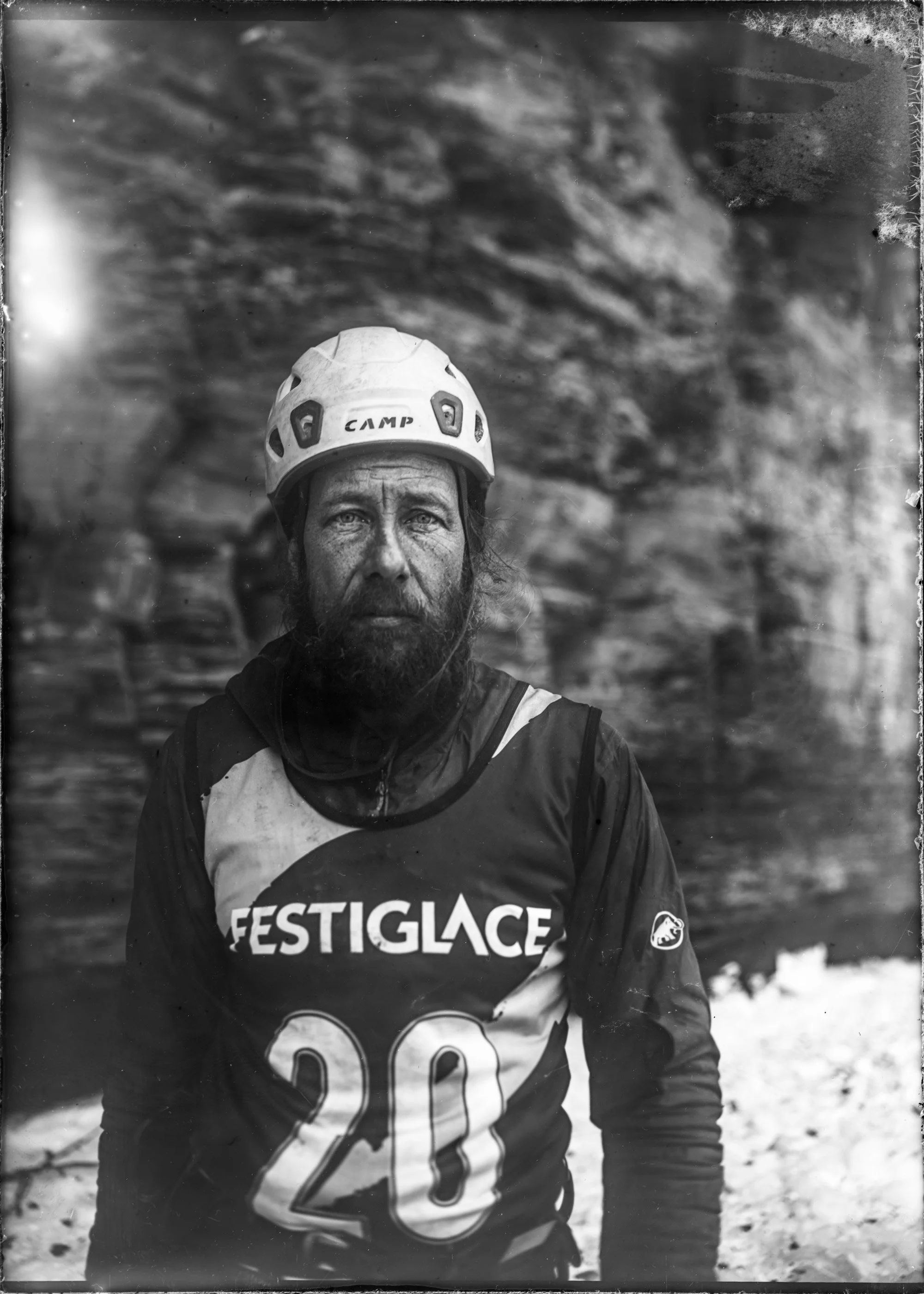 Portrait en dryplate sur verre pris lors du Festiglace, pop-up événementiel Periphere Québec