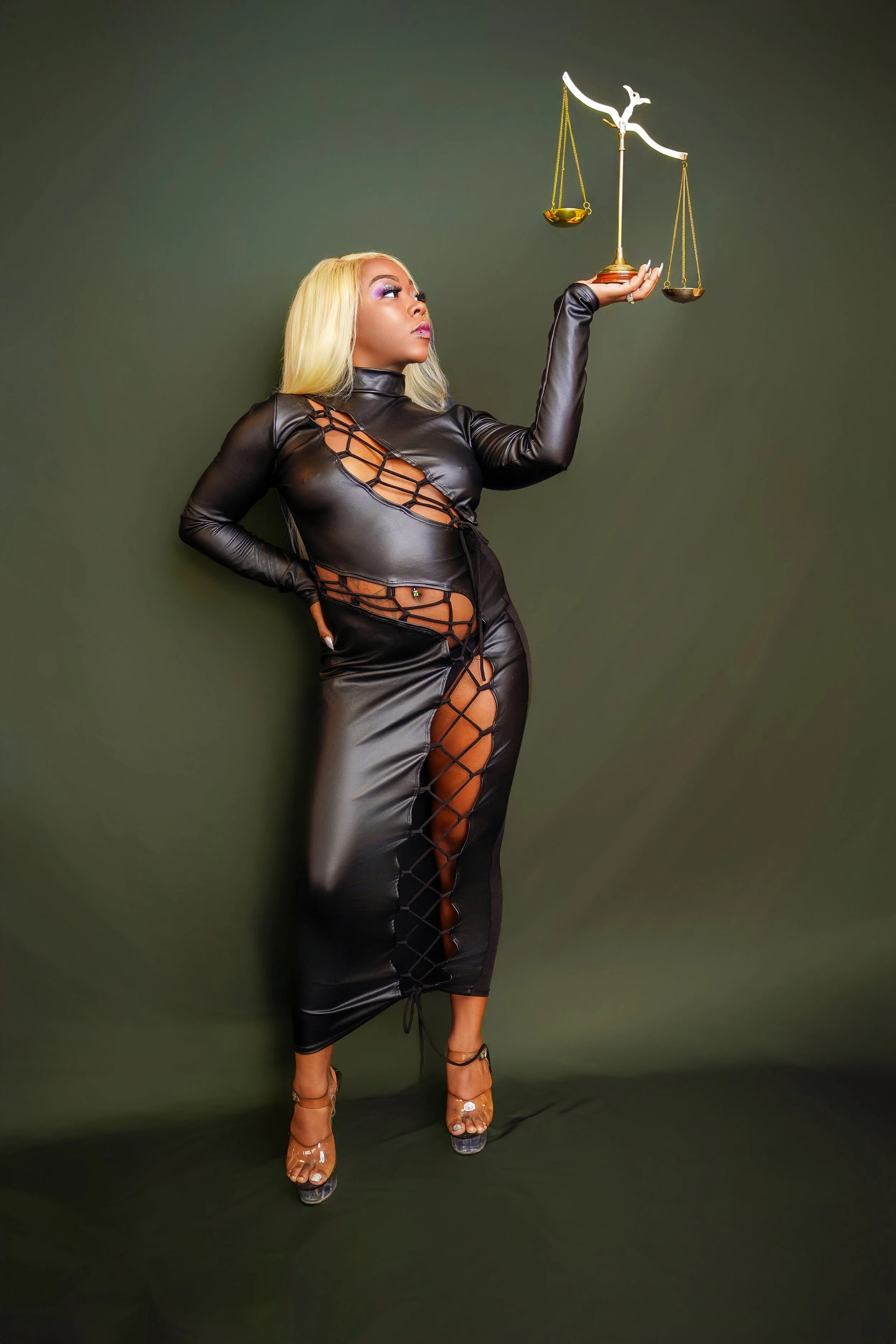black-diva-4_(2).jpg