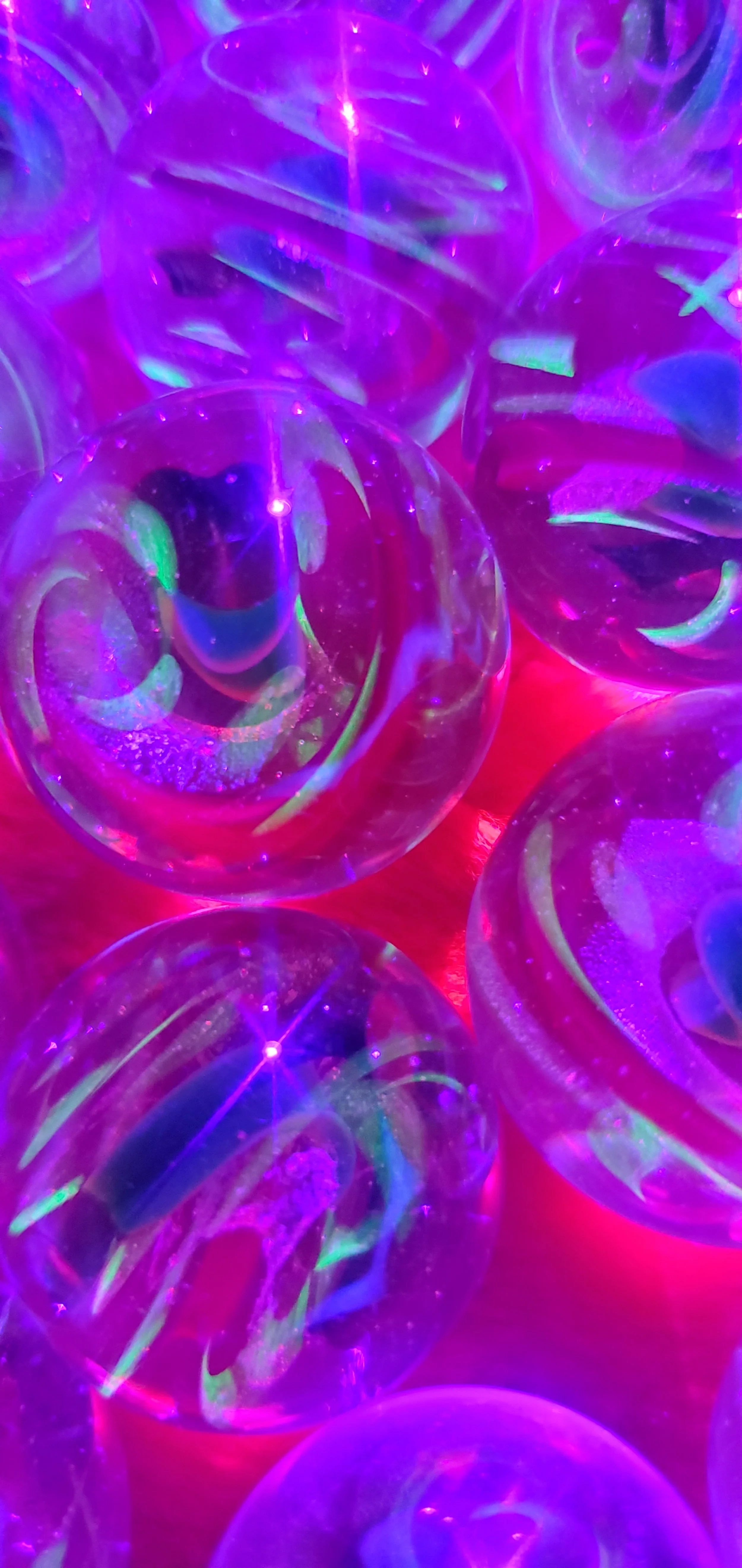 Marbles by Pavliscak with some UV active glass