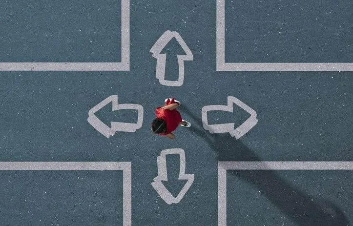 Daily Frequency: The Deliberate Pause Appears