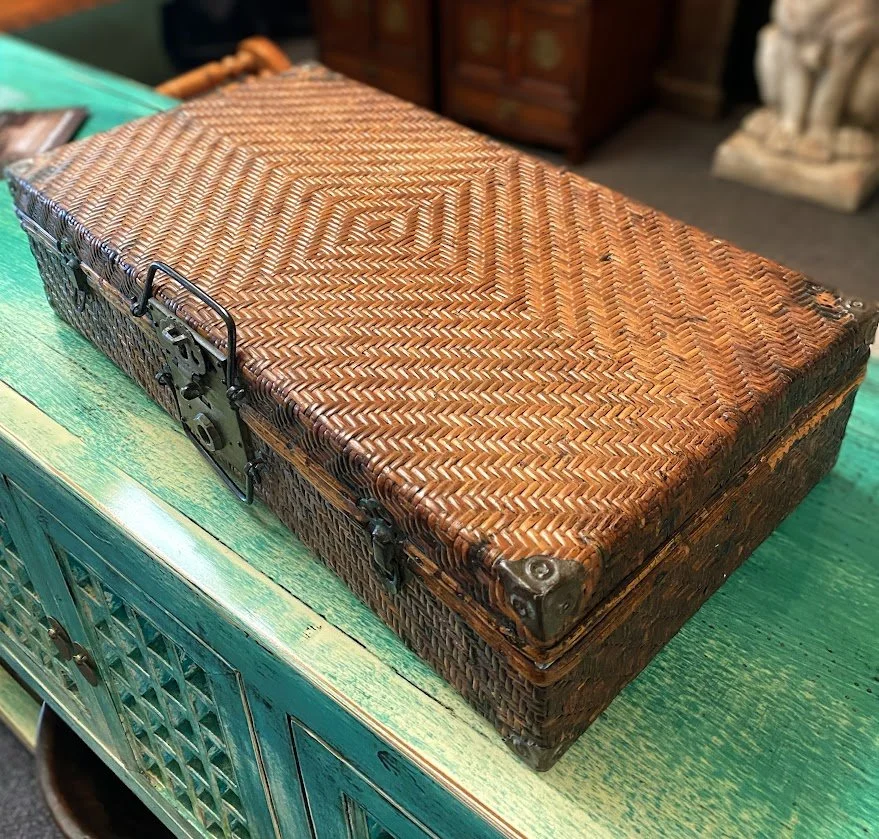 Vintage - Chinese Rattan Suitcase