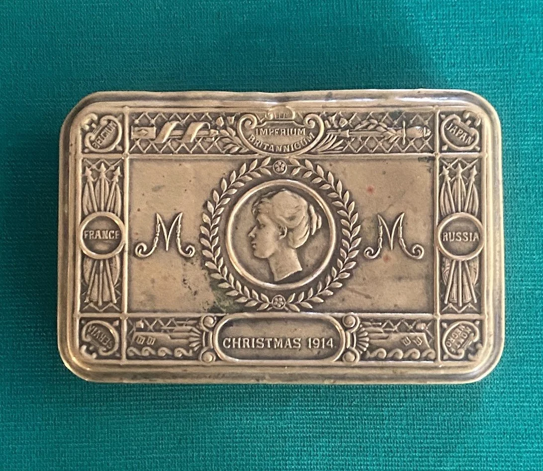 queen mary tin 1.jpg