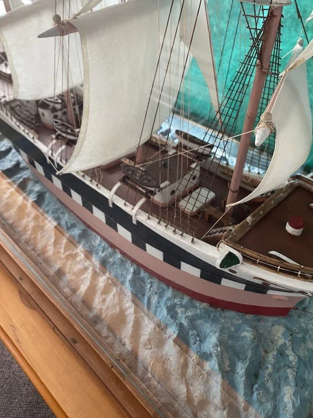 Sailing ship Model 2.jpg