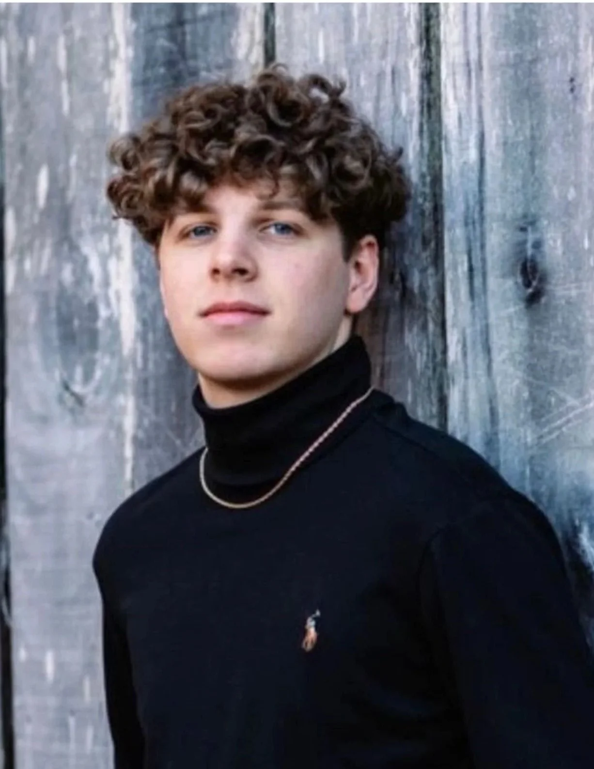 Team member of Sissy’s Sweet Sips, a family-owned mobile beverage company in East Tennessee.