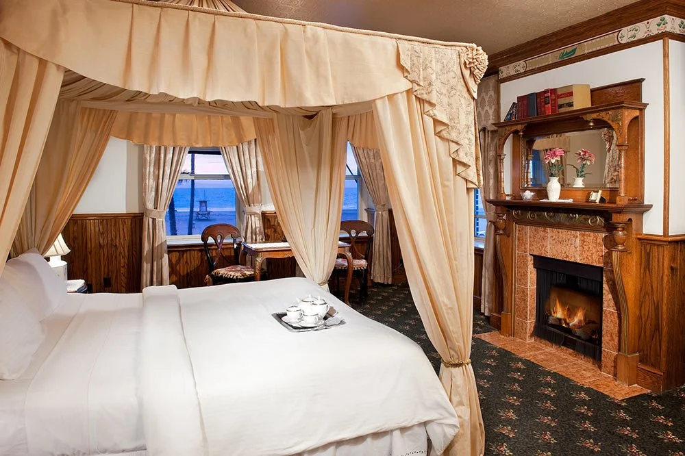 Room-8.jpg