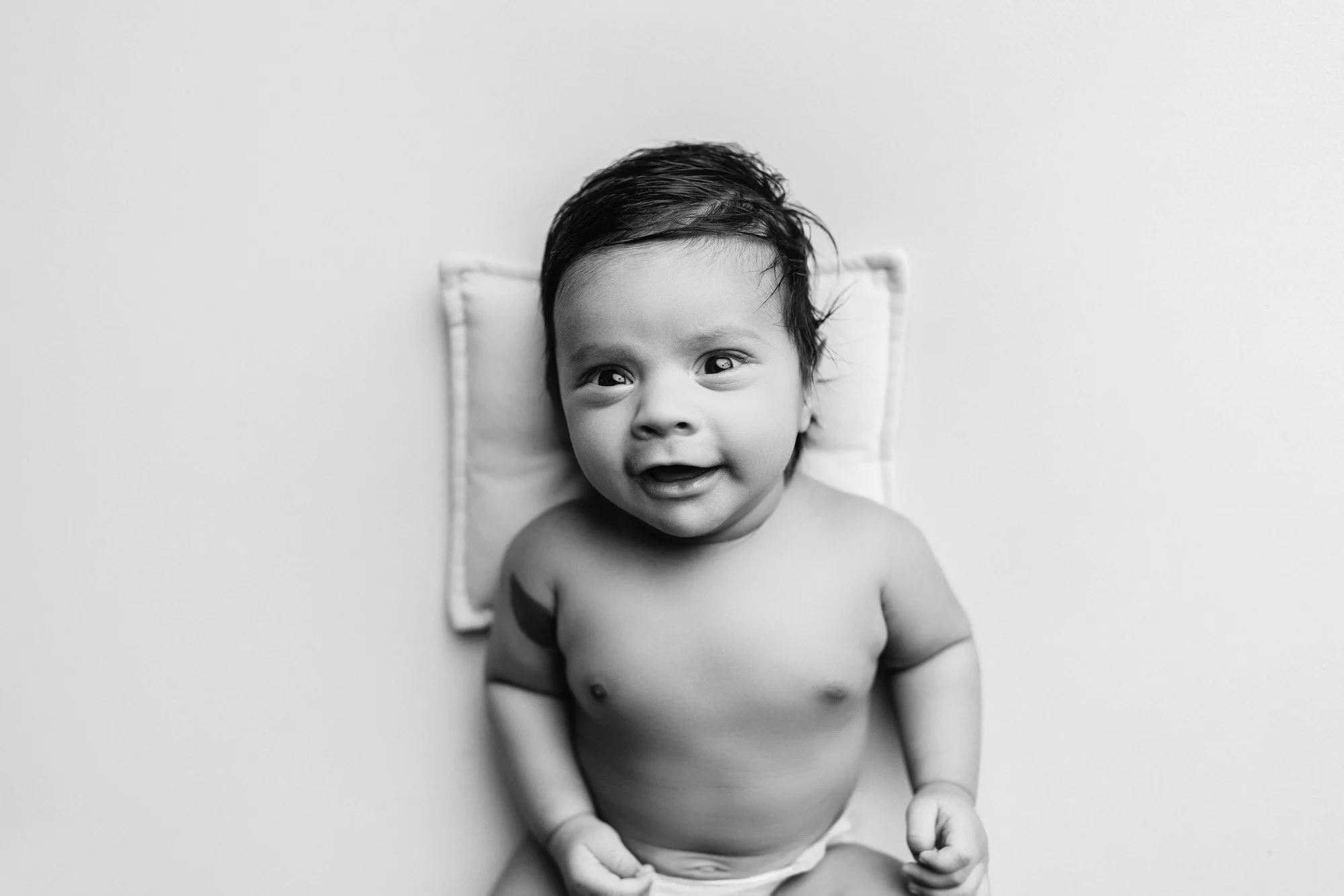 Seattle-Newborn-Photographer-26.jpg