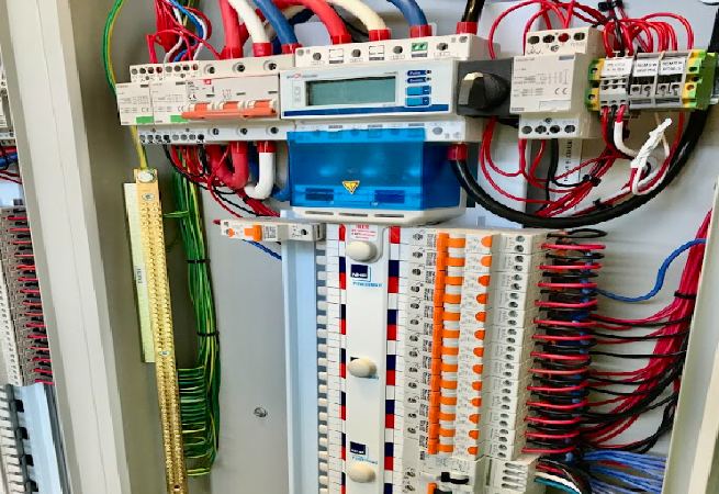 3-2 Data rack.png