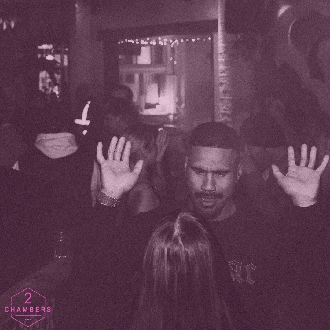 the weekend is finally here. see you from 9pm ✨