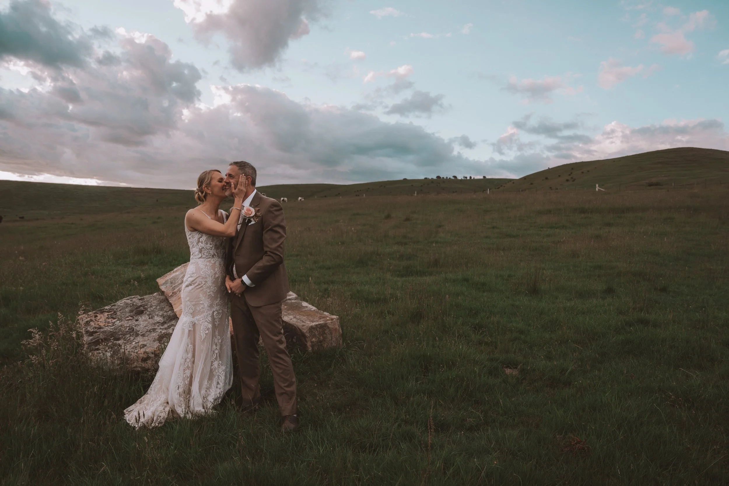JDAphotography-engagement-wedding-melbourne-romantic-country-couple (838 of 1049).jpg