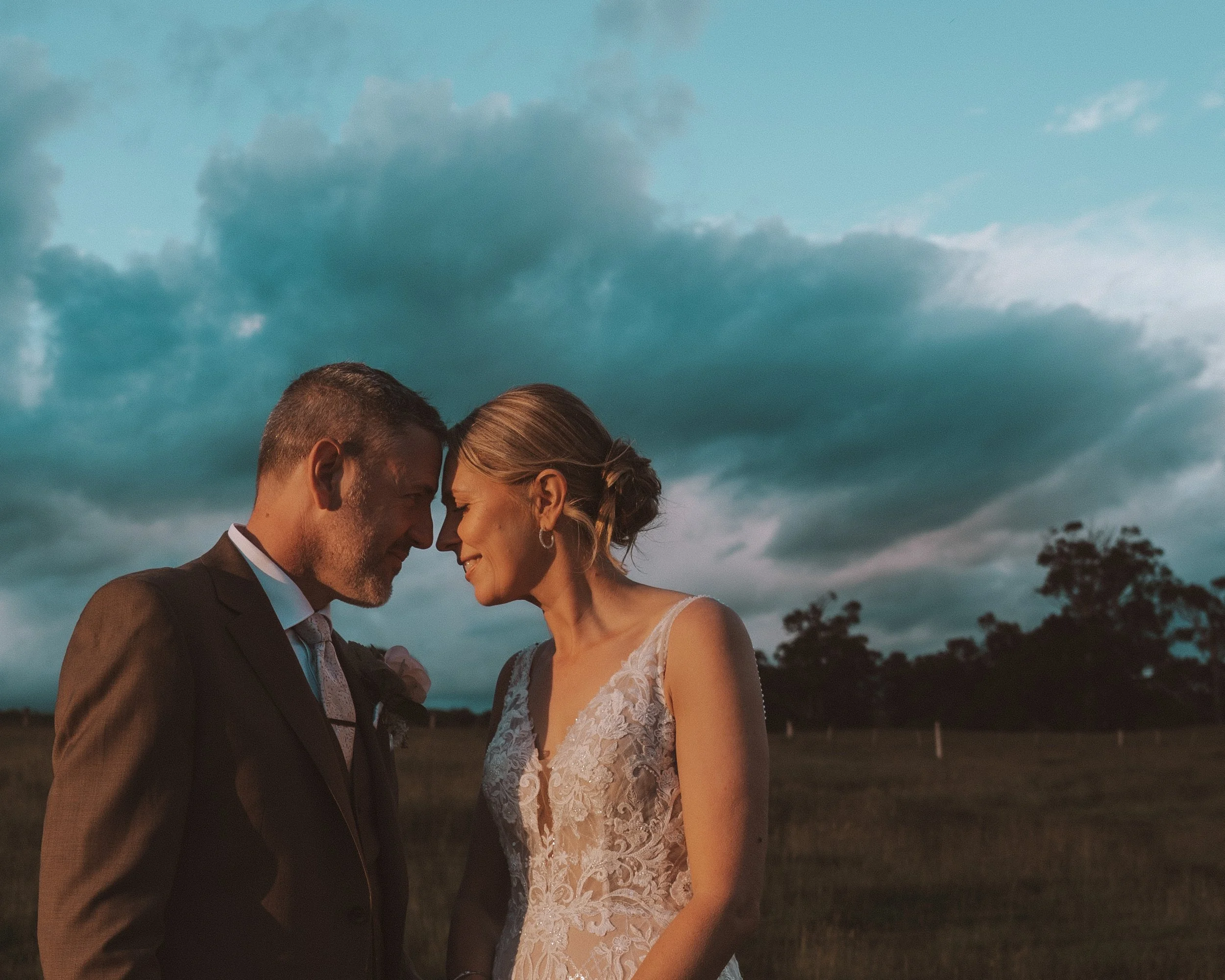 JDAphotography-engagement-wedding-melbourne-romantic-country-couple (880 of 1049).jpg