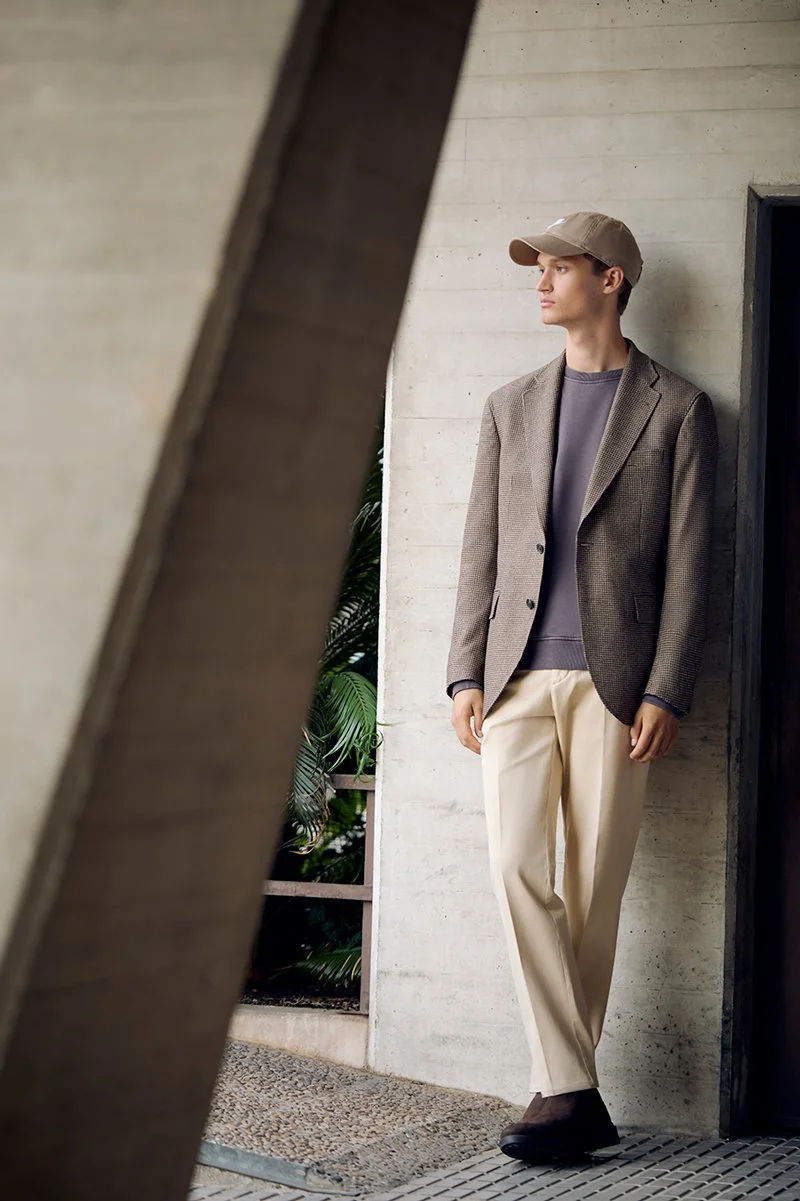 LOOK_04_00246.jpg