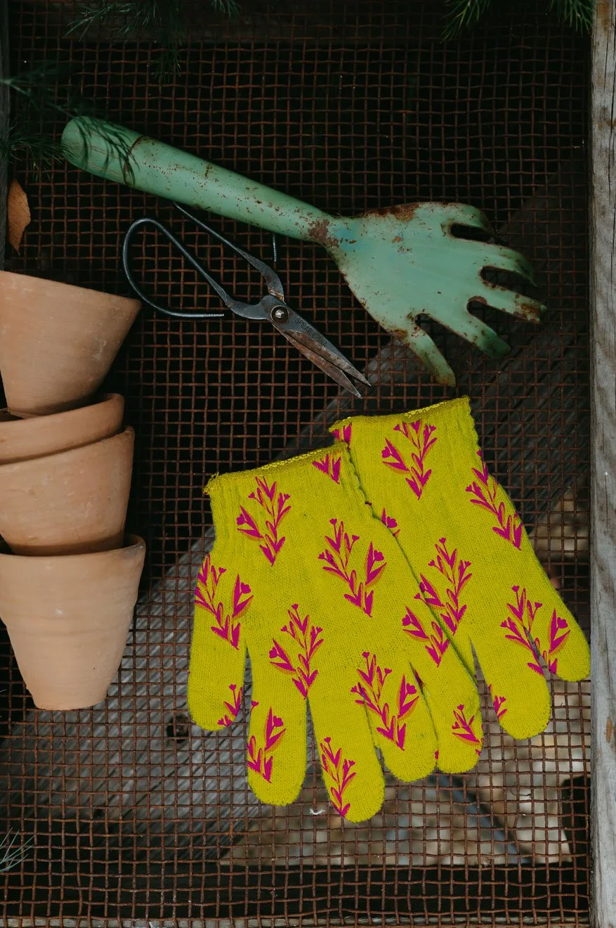 F21020-Gloves.jpg