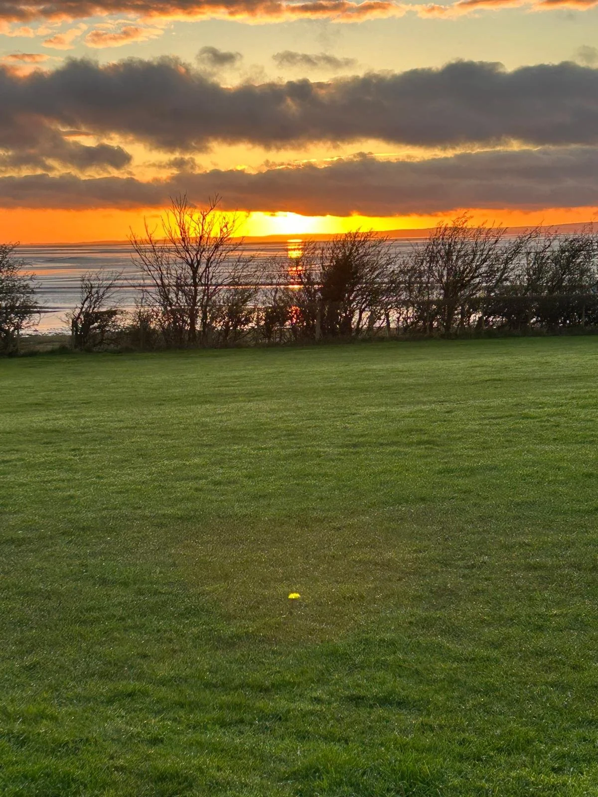     Bay View  Caravan park