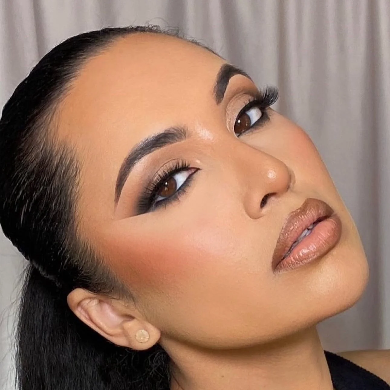 Facetune_24-06-2025-19-12-53.jpg
