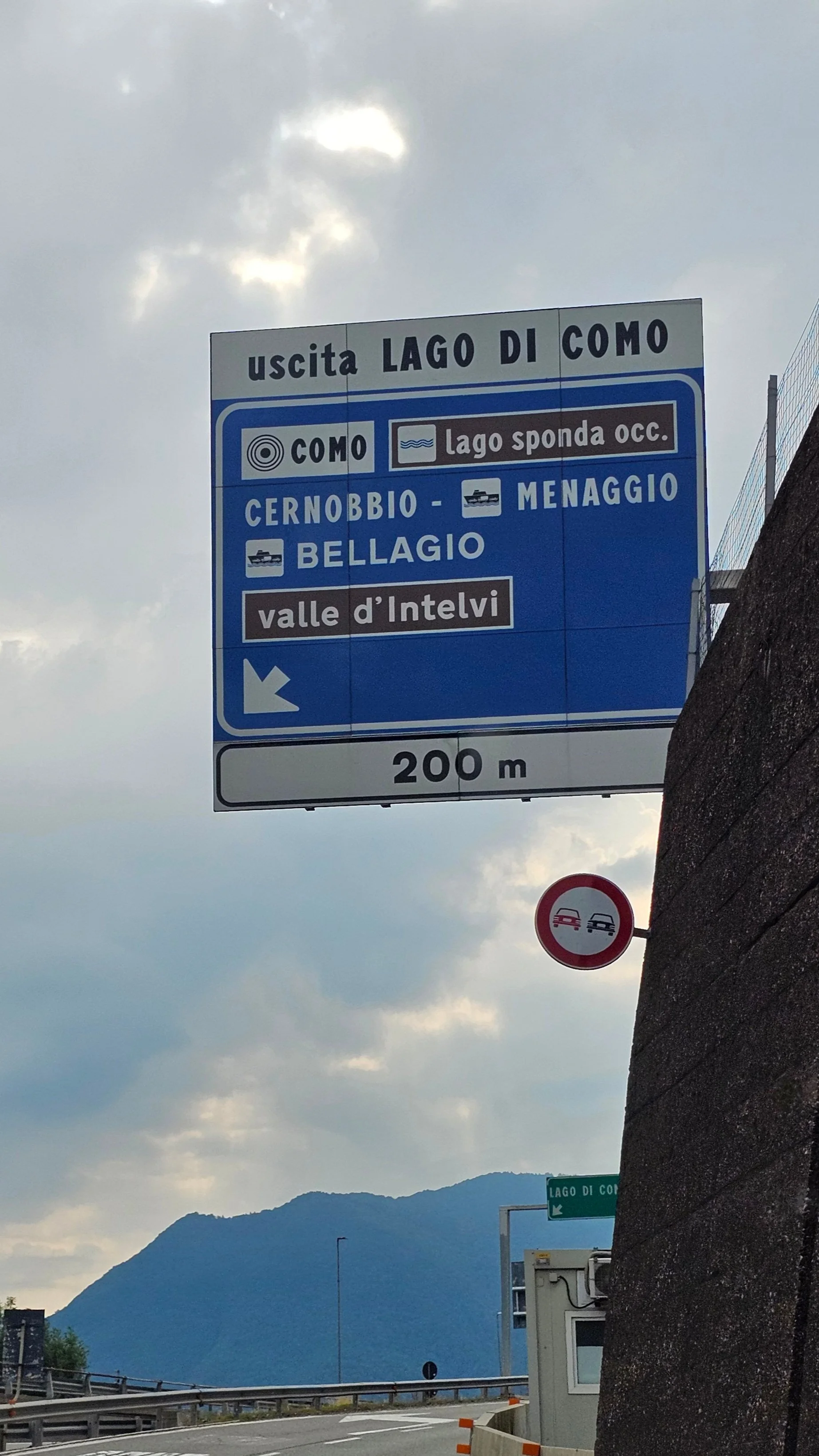 On the roads in Europe - A graphic designers view!