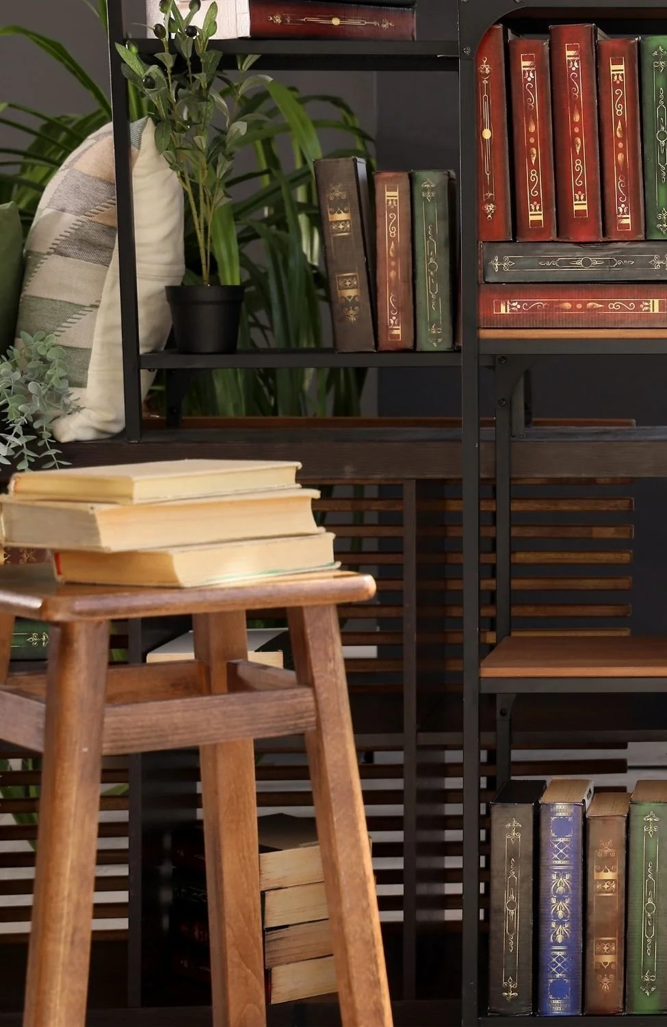 An library in the office of a practice offering therapy for first responders in toronto