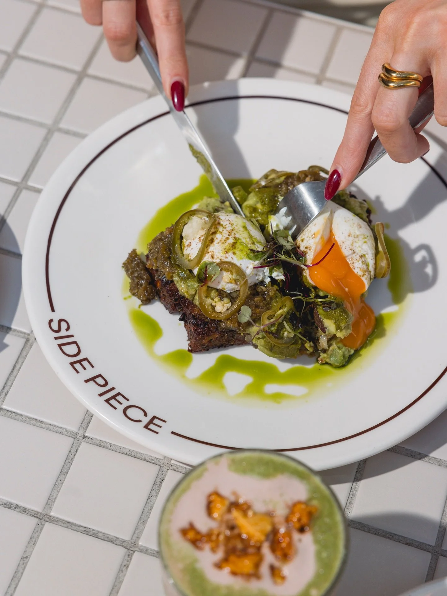 Potato Fritters

pea, paneer and potato fritters with avocado,
green chilli jam and poached eggs

Available to order between 7 - 11 daily.