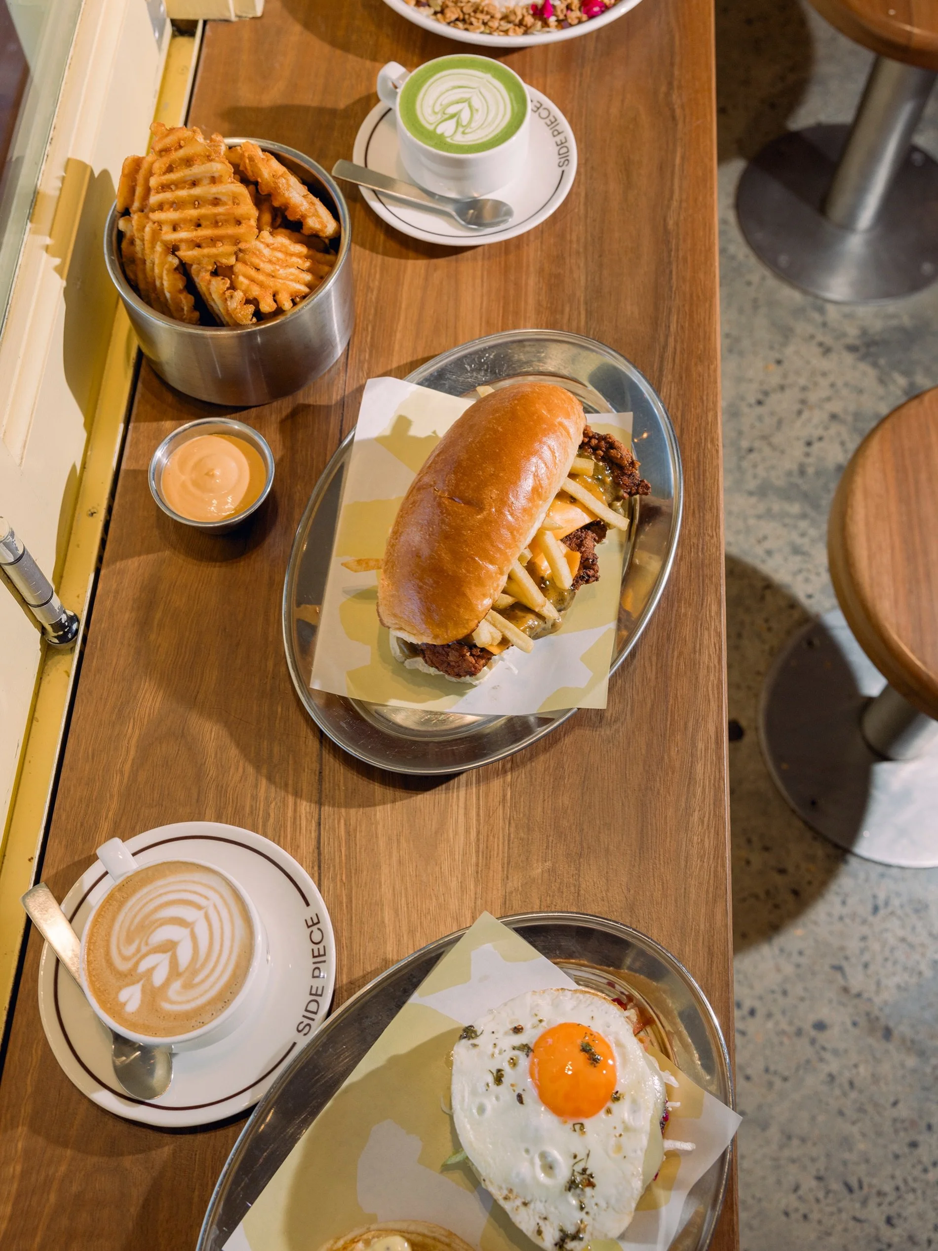 A few of our August specials are about to make their exit 

Only a couple of days left to get your hands on the Chicken au Pointe and Choripan Brekky Muffin before we switch things up for September.

Choripan Brekky Muffin. Smokey pork patty, provolo