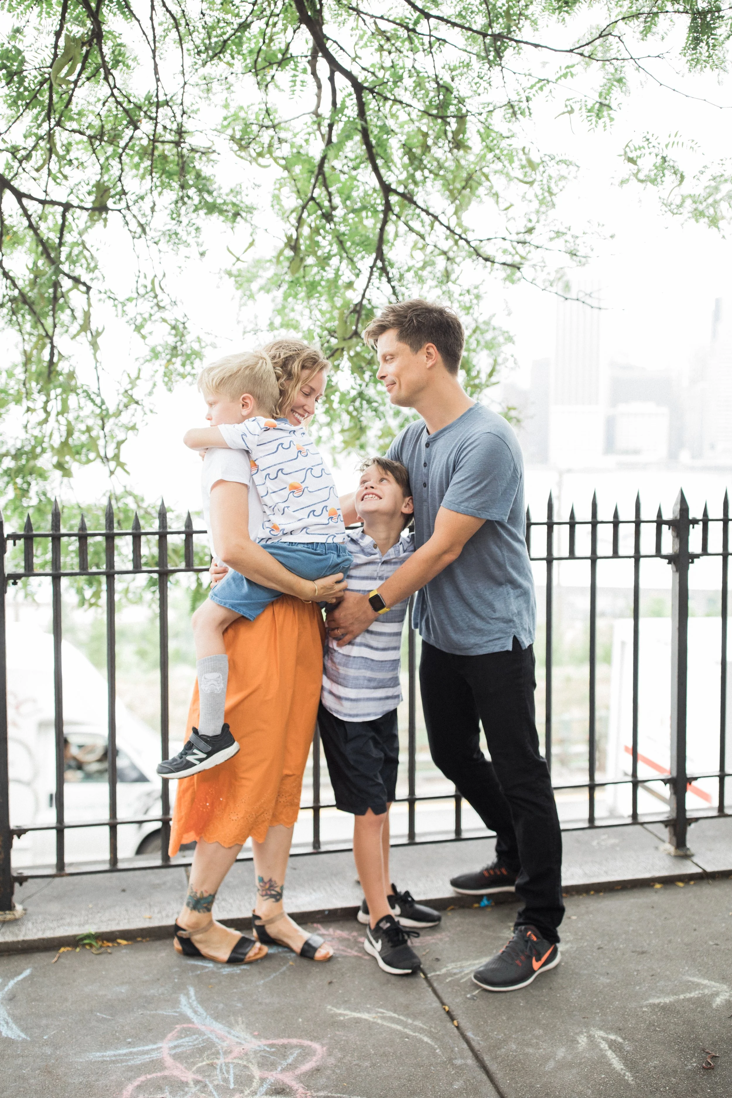 Family photo Brooklyn Heights promenade