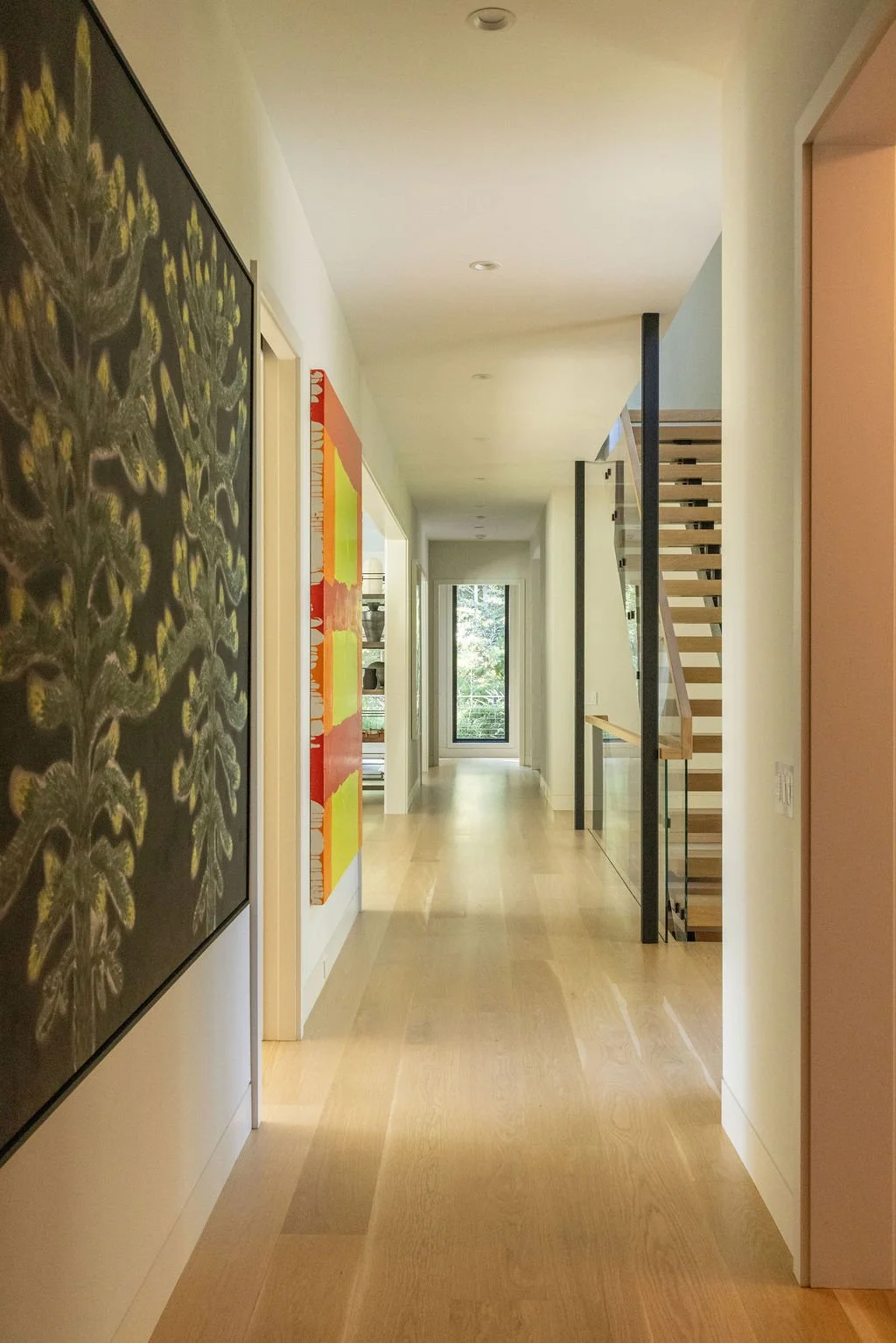 Southampton-lifestyle-photographer-interiors-hallway.jpg