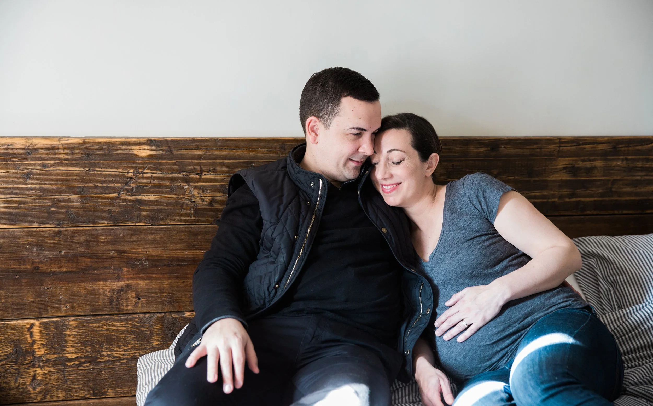 Pregnancy photo with love at home in Brooklyn
