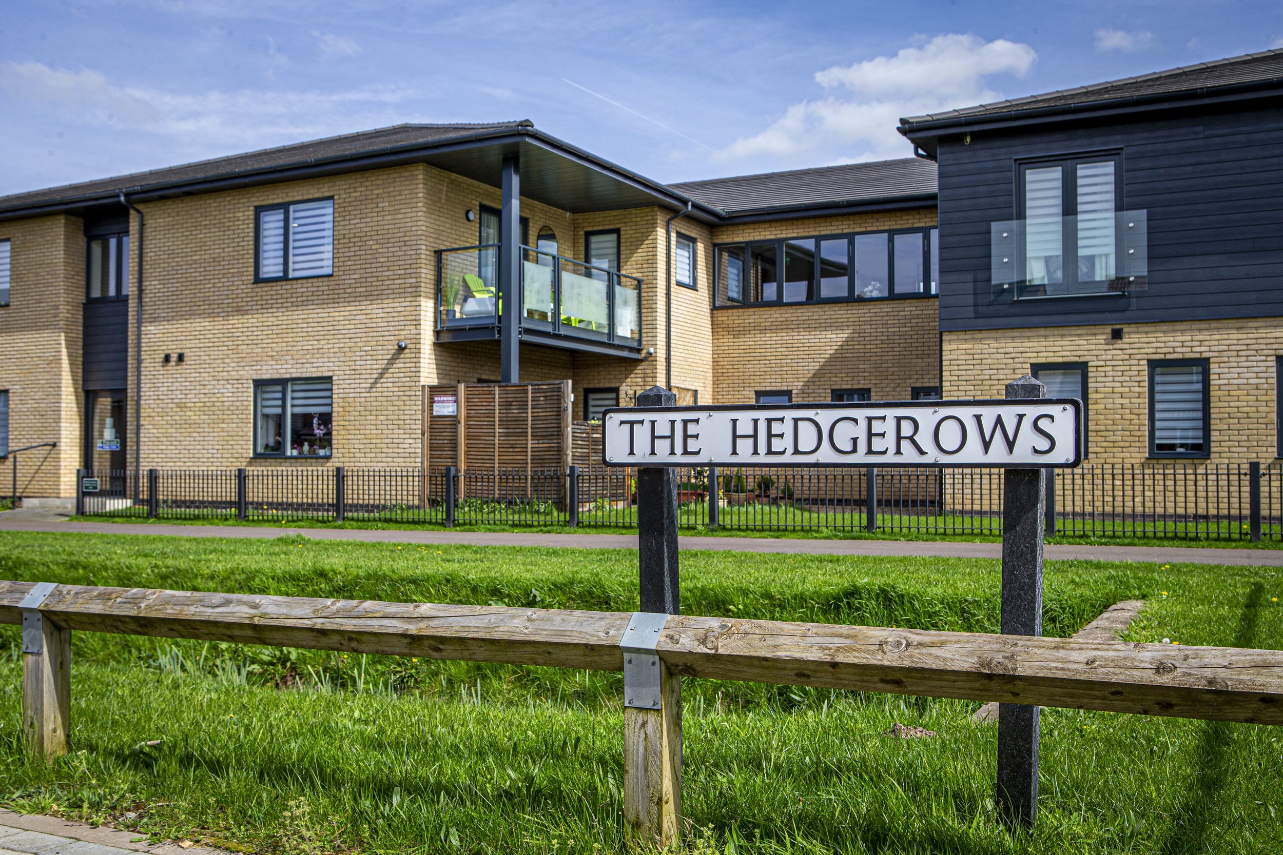 Gusto corporate 140424394.jpg