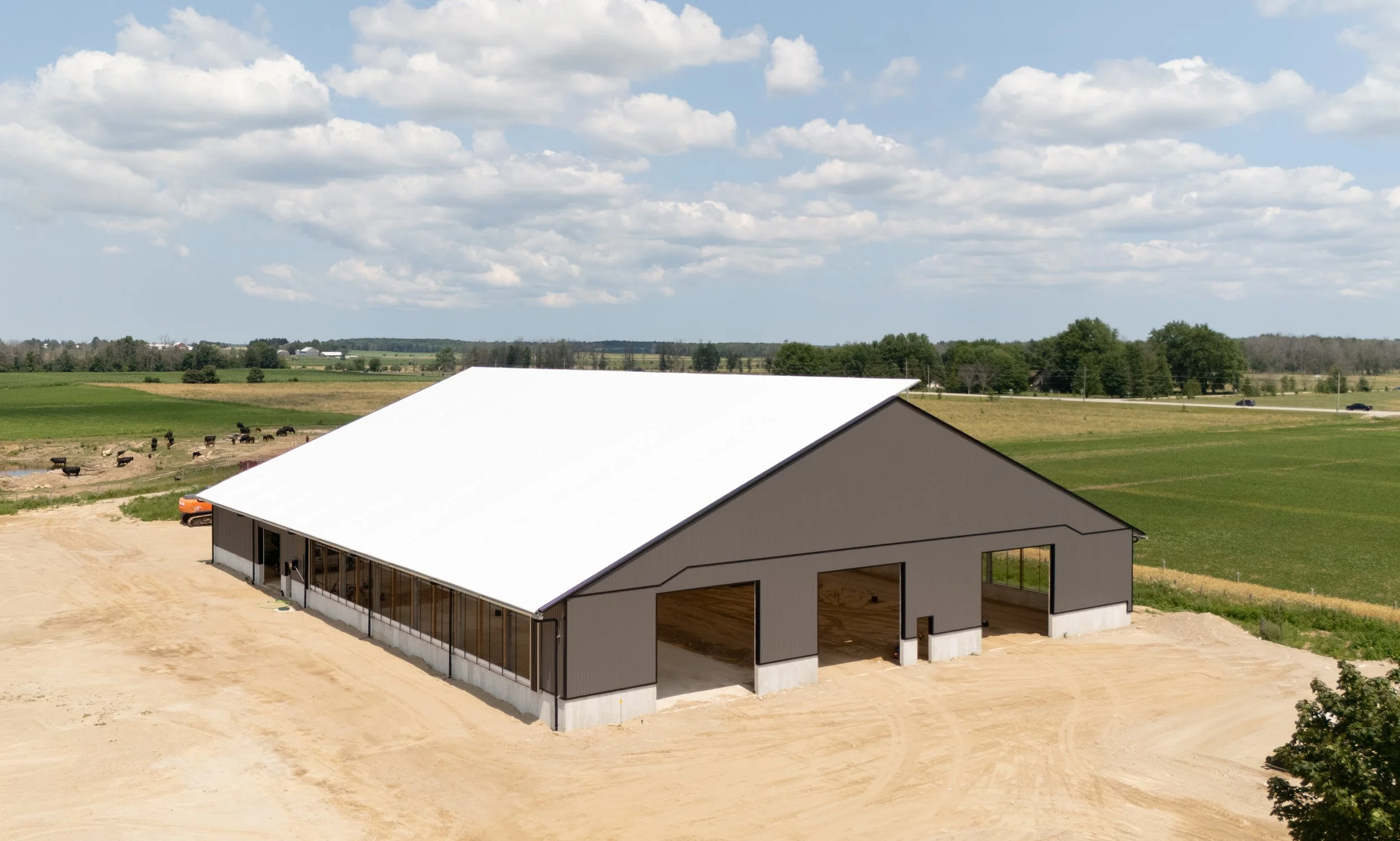 Brad McDonald 120x162 Beef barn-4.jpg