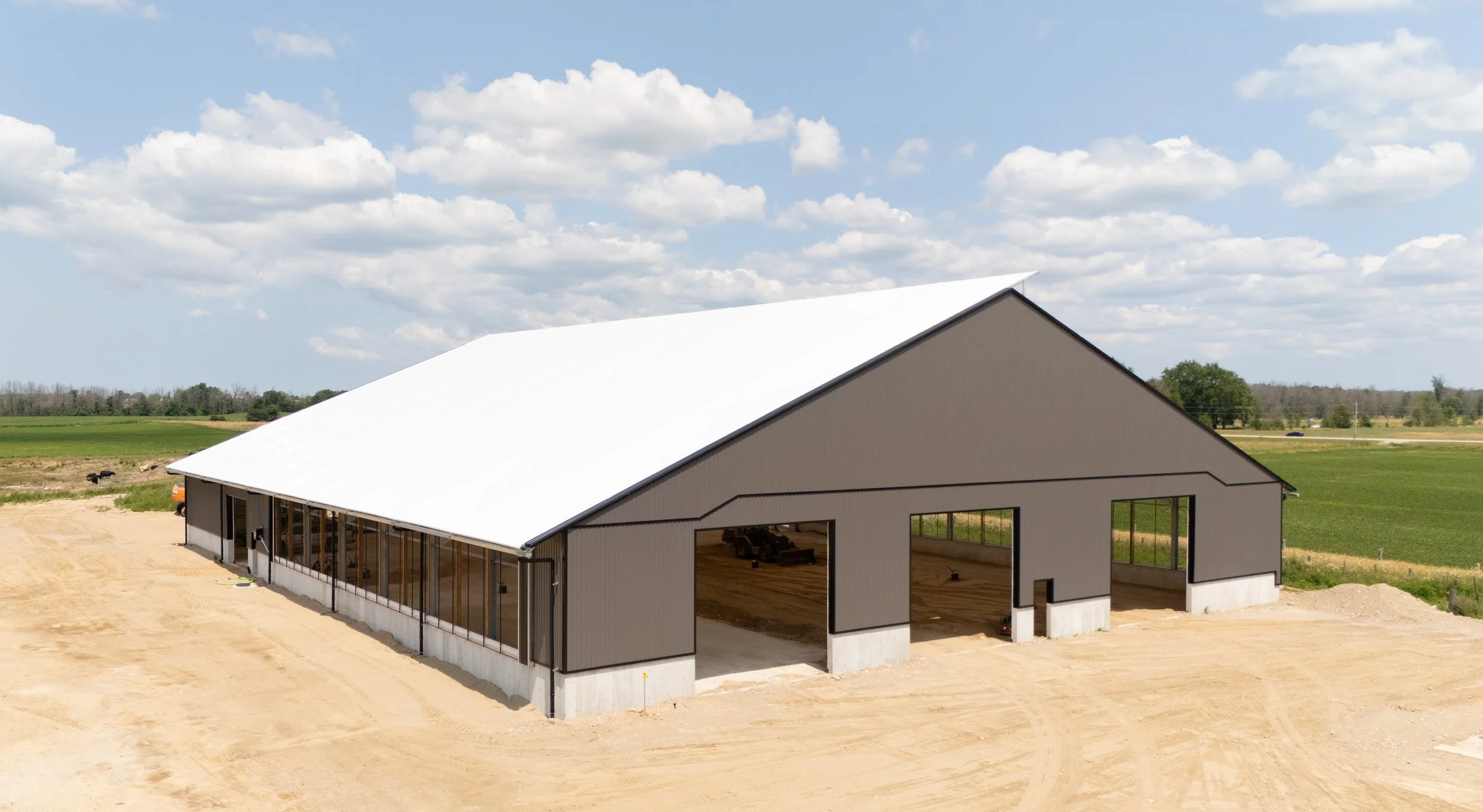 Brad McDonald 120x162 Beef barn-5.jpg