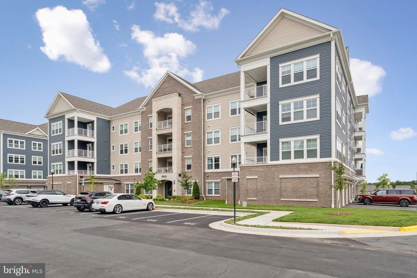 21630 Hawksbill High_302.jpg