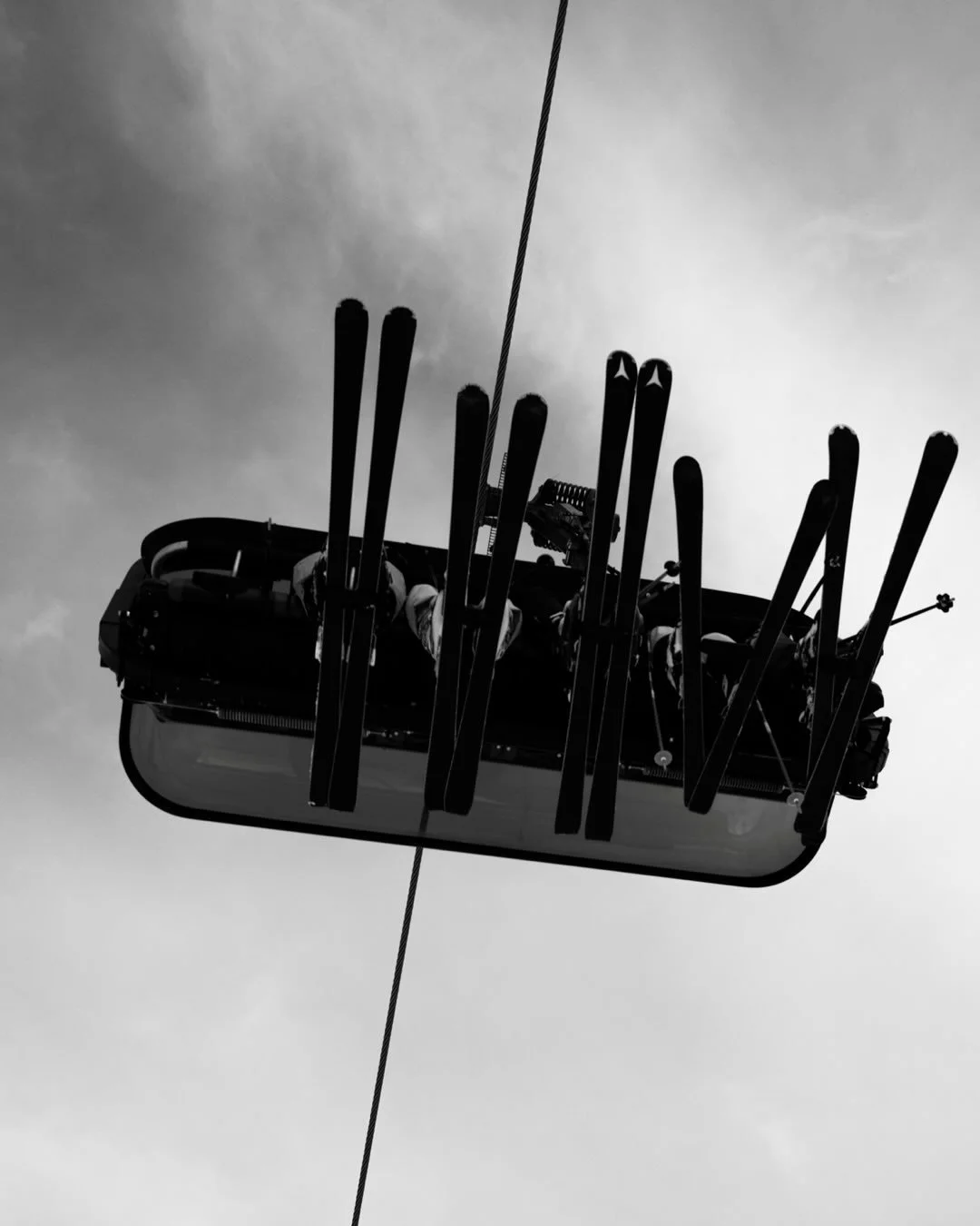 I took my FujiFilm on a ski trip to the Dolomites. 

#fujifilm #fujifilmphotography #skitrip #italy #dolomiti