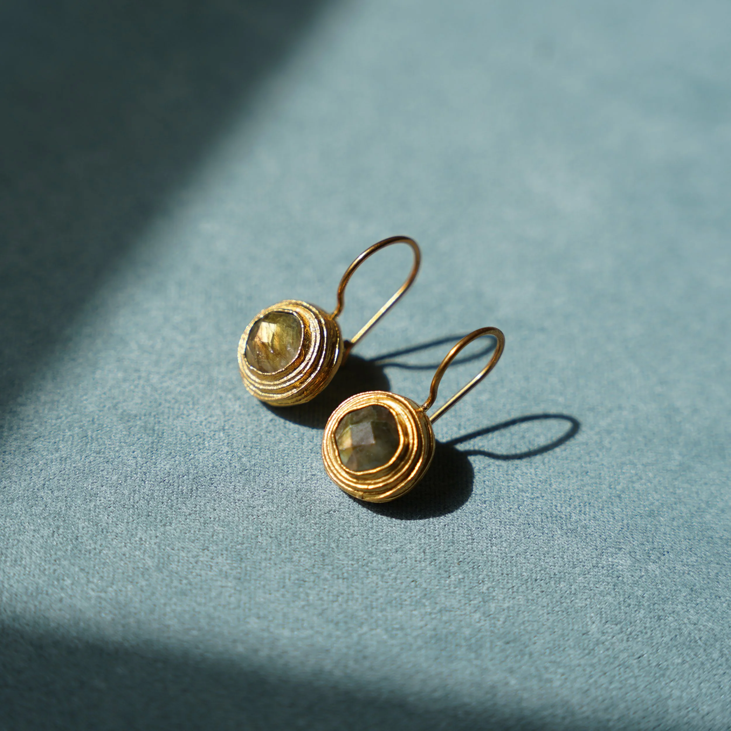 Niru Kollekt Jewelry_001c.jpg