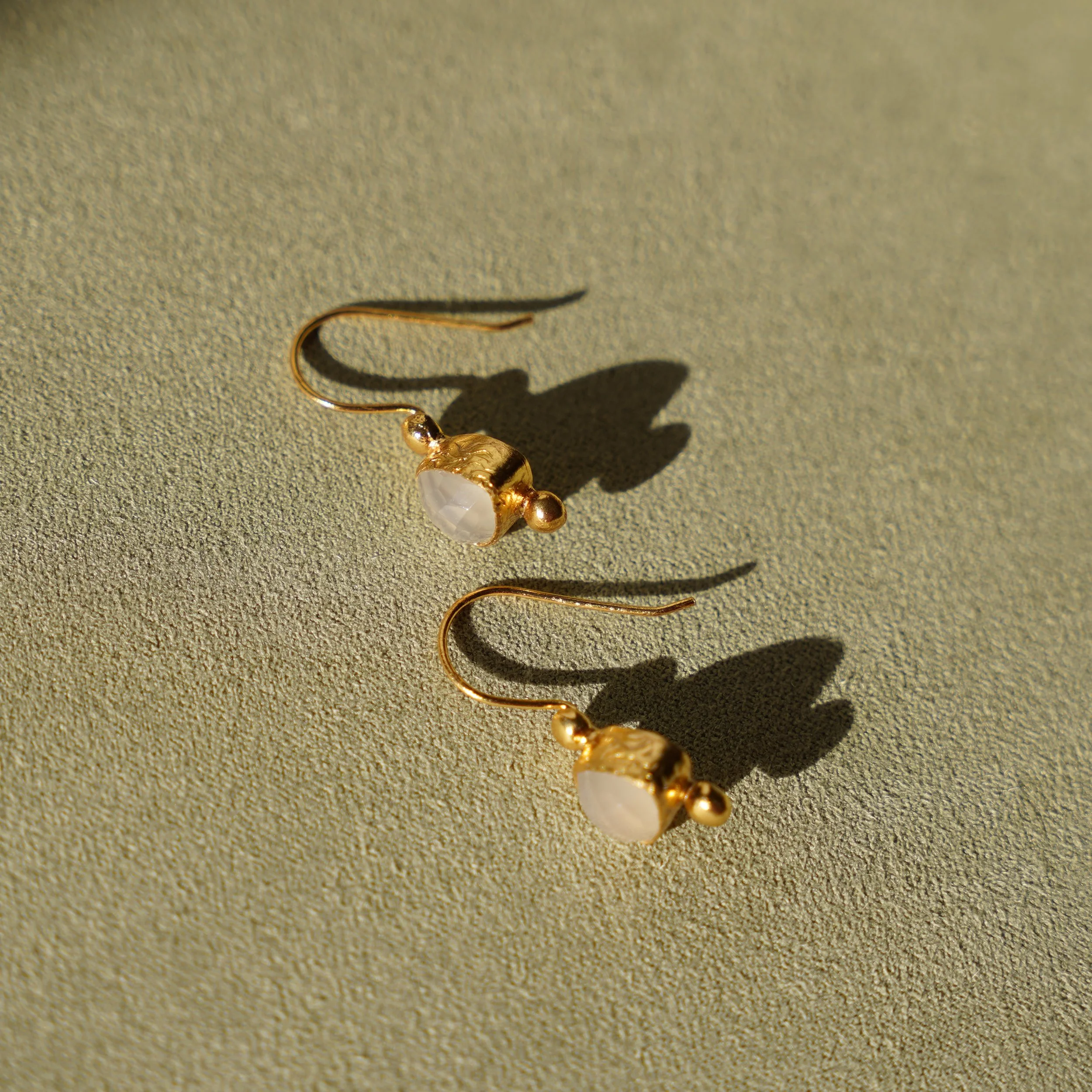 Oriental Agate Minimalist Triangle Earrings