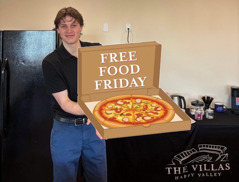 It&rsquo;s&hellip;.. Free Food Friday!🎉

We&rsquo;re giving away PIZZA to a lucky resident (or two👀) this afternoon!🍕 See below for how to WIN 🏅 

✨Make sure you&rsquo;re following @villashappyvalley 
✨Like this post!
✨Tag 2 friends that need to 