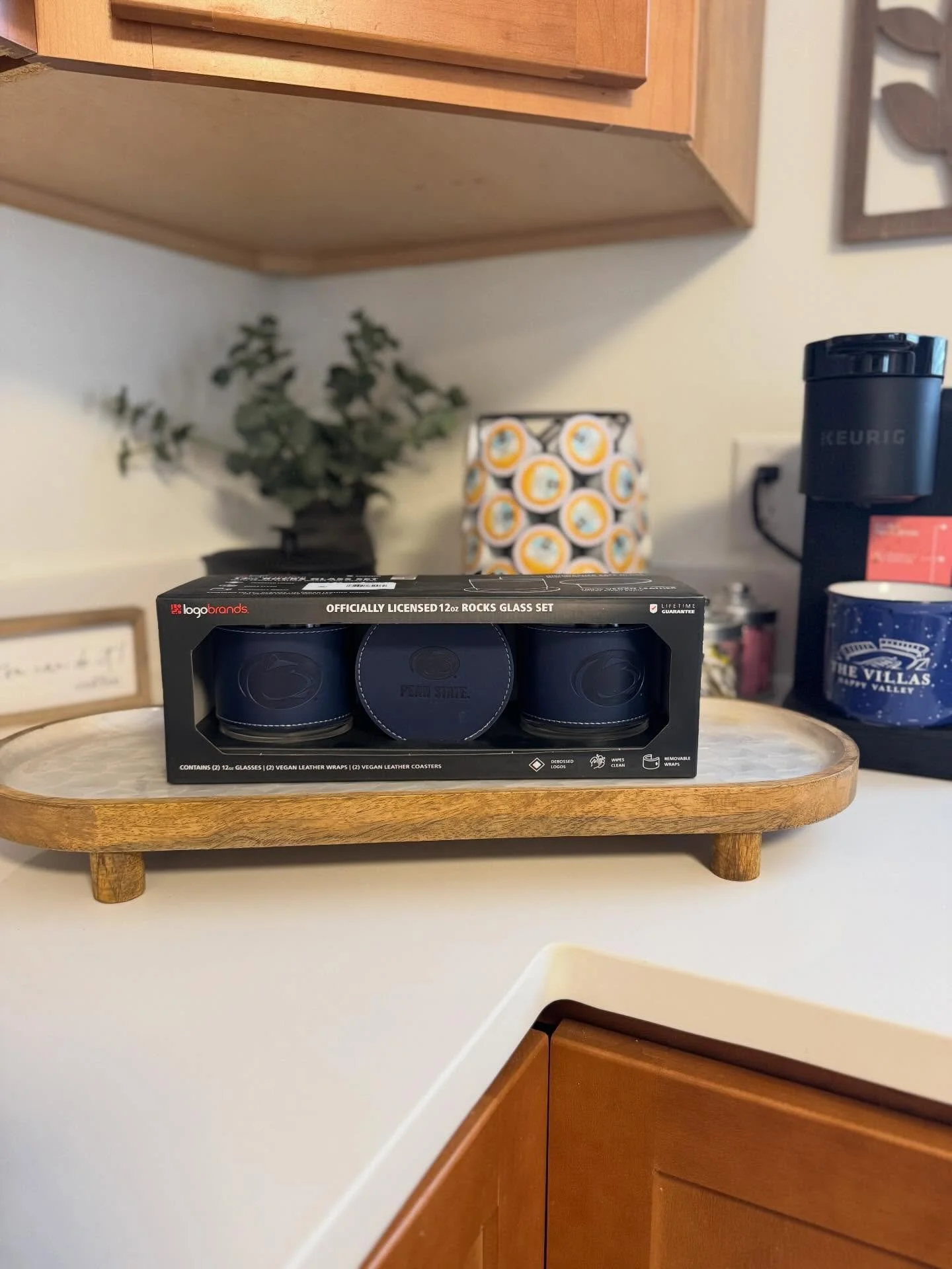 You already know.. it&rsquo;s PSU Swag Saturday ✨🩵

Cheers to the weekend &mdash; enter to win this PSU glass set! 

Enter to win:
✨Follow us @villashappyvalley 
✨Like this post
✨Tag two friends in the comment 

Deadline is tomorrow at NOON. 
Winner