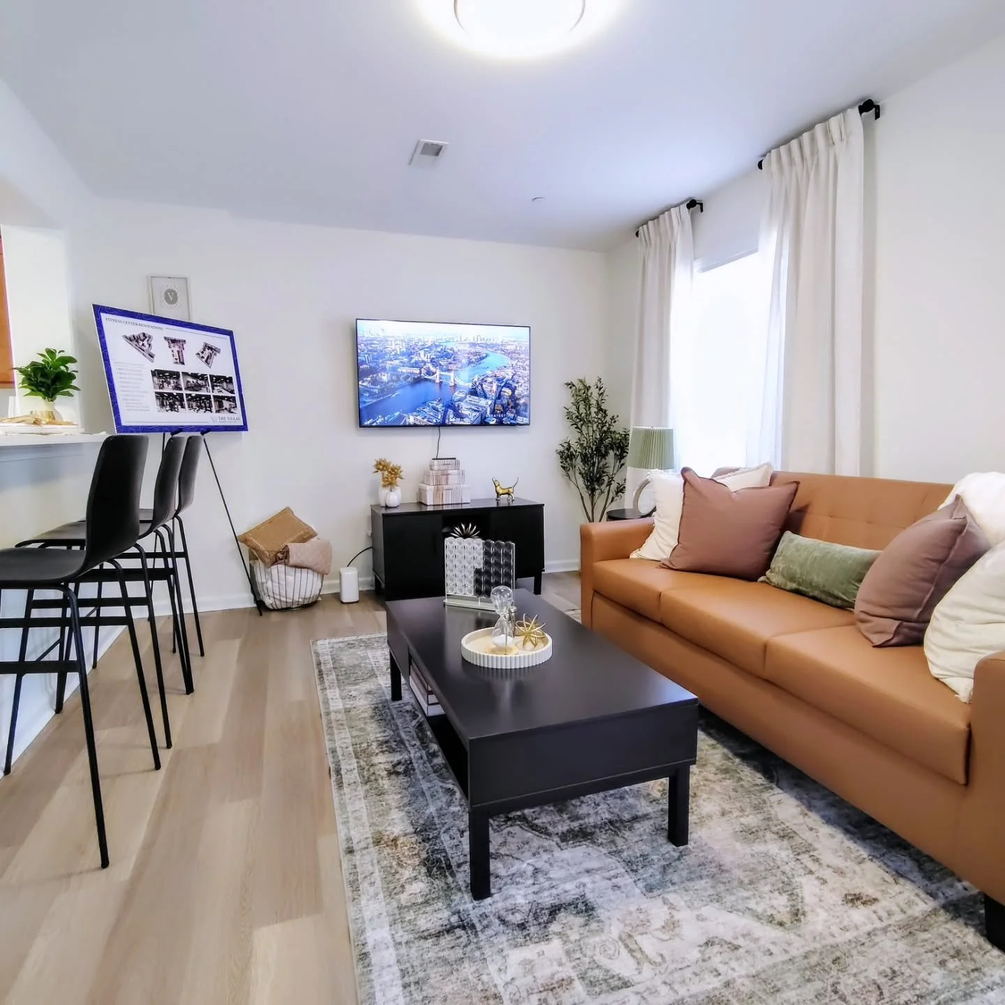 What your everyday setup could look like 😌

Picture coming home after class to a fully furnished space where the living room is already set up, your bedroom is your own, and your bathroom is not shared. 

The Villas at Happy Valley was built for a b