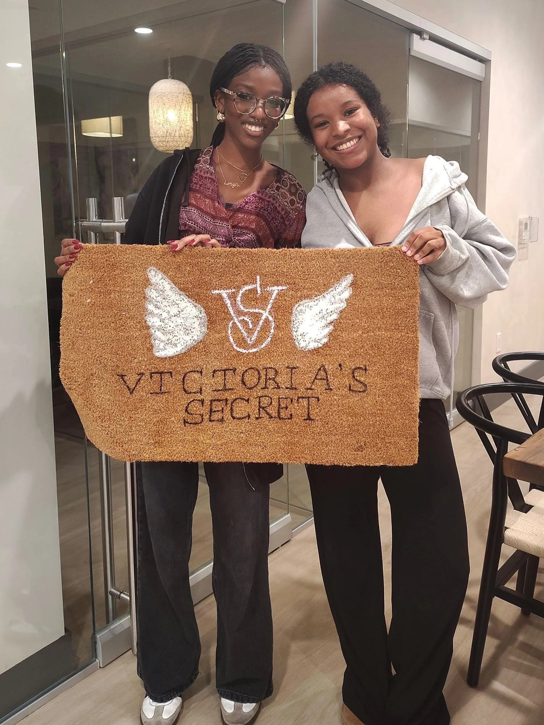 We had so much fun at our doormat painting event and loved seeing everyone&rsquo;s creative designs! 🎨🤍

Send us a picture of your decorated front door to be entered into our Door Decorating Contest! 🚪🍂 The winner will be announced October 30th!
