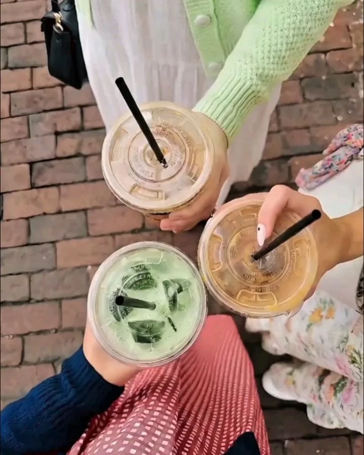 Only 60 days until spring... But who's counting? 

And only 14 days until the Council Bluffs grand opening! But today? Swing by the drive-thru in Underwood to get your Louie's while staying in the warmth of your car 🙂&zwj;↕️