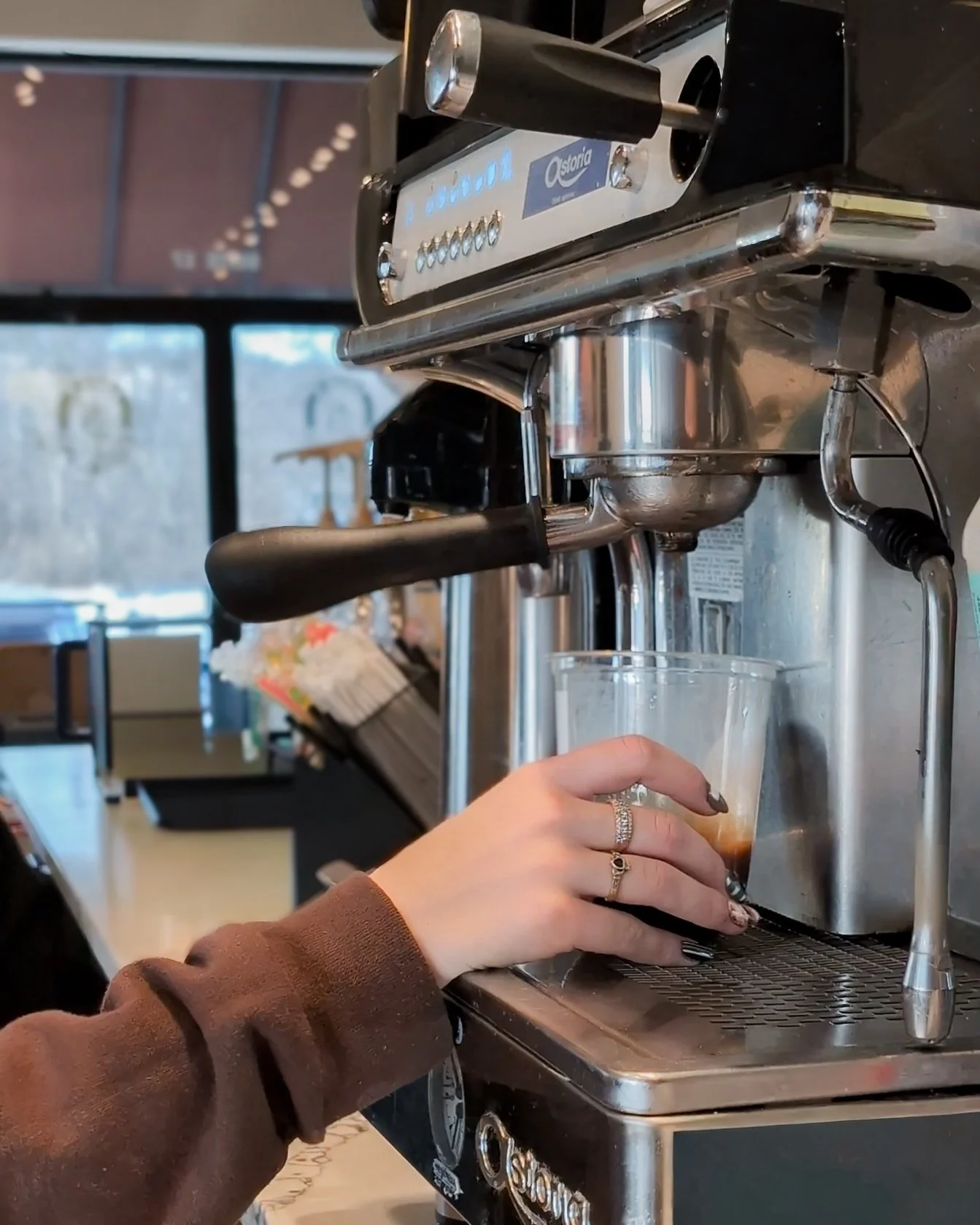 It's Monday morning and not to be dramatic but a latte from Louie's could 100% change your life rn 🤷🏼&zwj;♀️

Council Bluffs is open until 6pm
📍928 Valley View
Underwood is open until 1pm
📍131 3rd Street