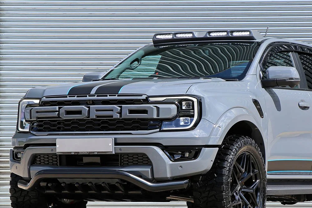 Ford Ranger Raptor Grey Roof Lights 3.jpg