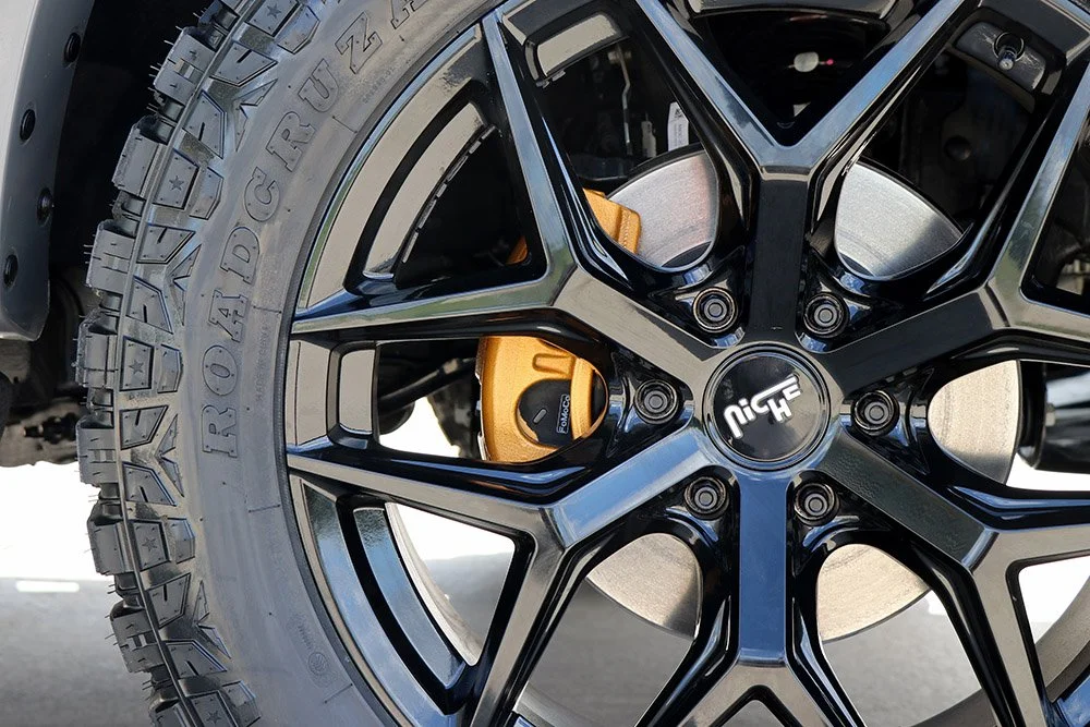 Ford Ranger Raptor Grey Painted Calipers.jpg