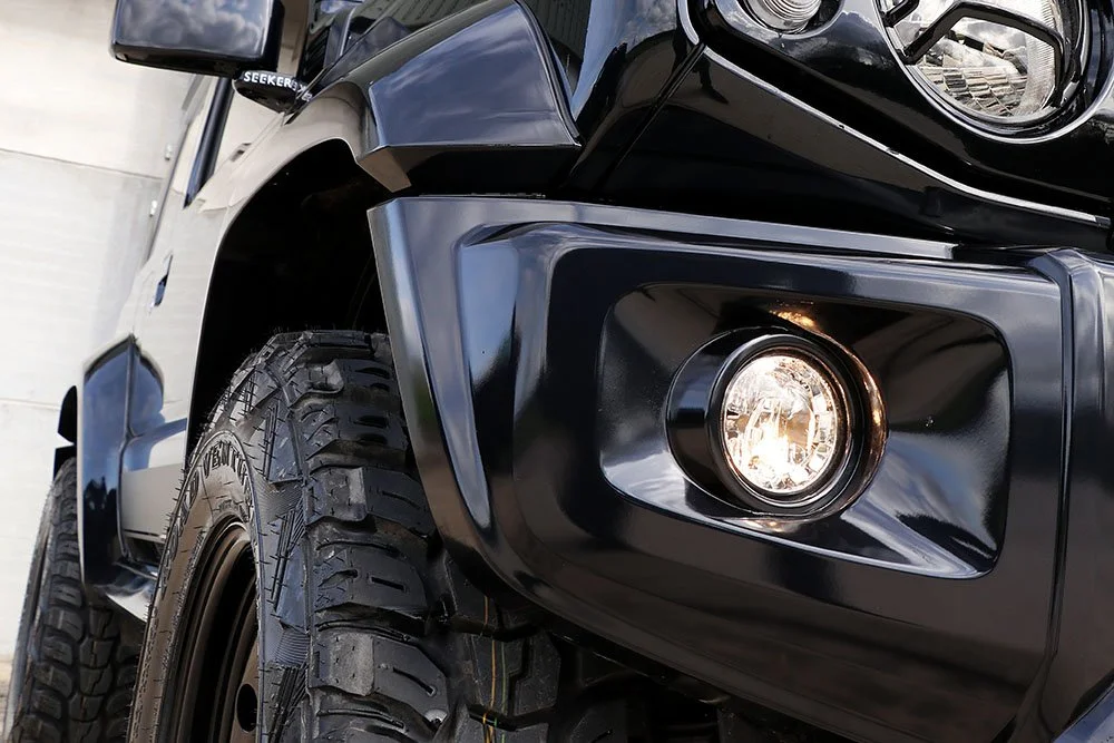 Seeker Suzuki Jimny Sand Black Painted Bumpers 4.jpg