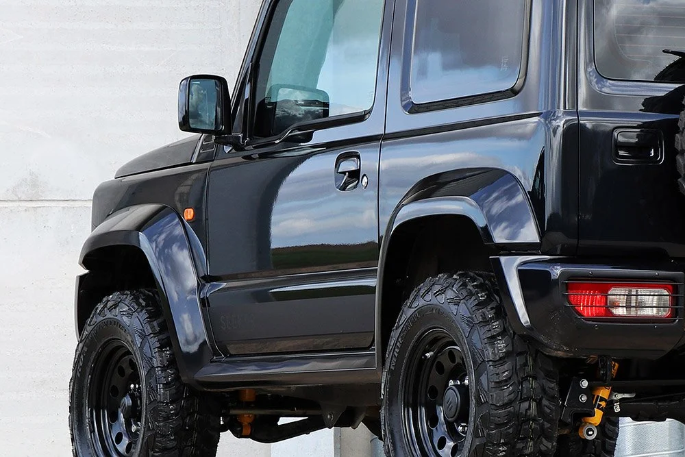 Seeker Suzuki Jimny Sand Black Side Skirts 6.jpg