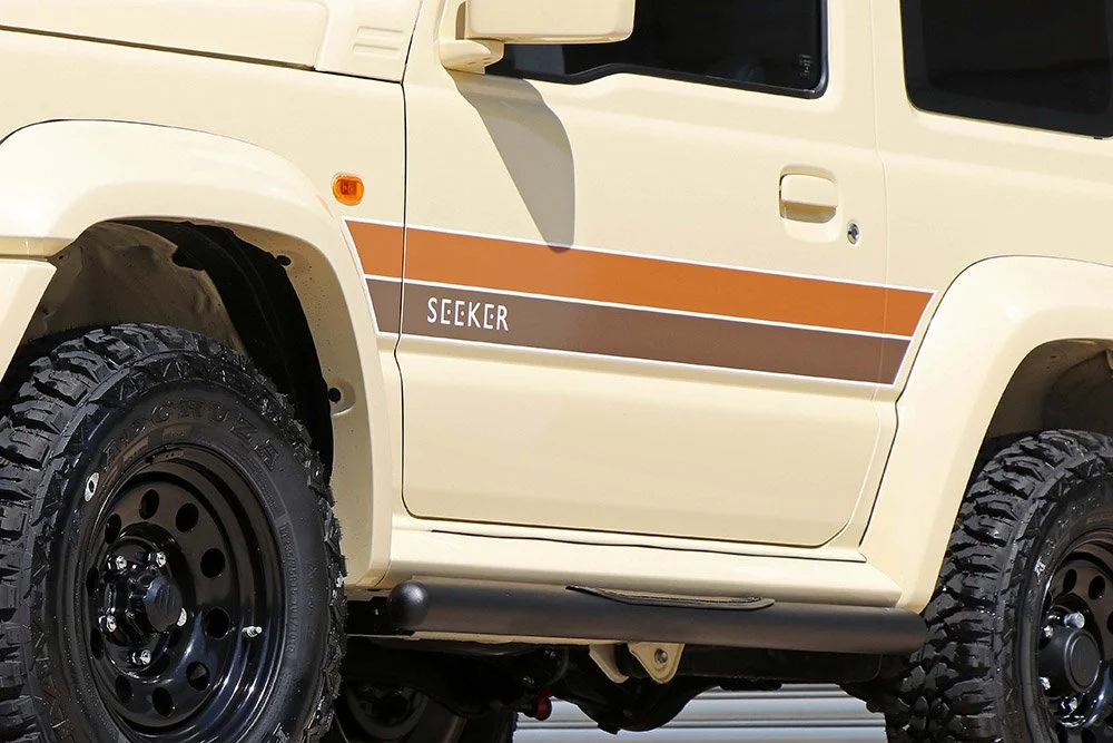 Seeker Suzuki Jimny Sand Black Wheels Decals 3.jpg