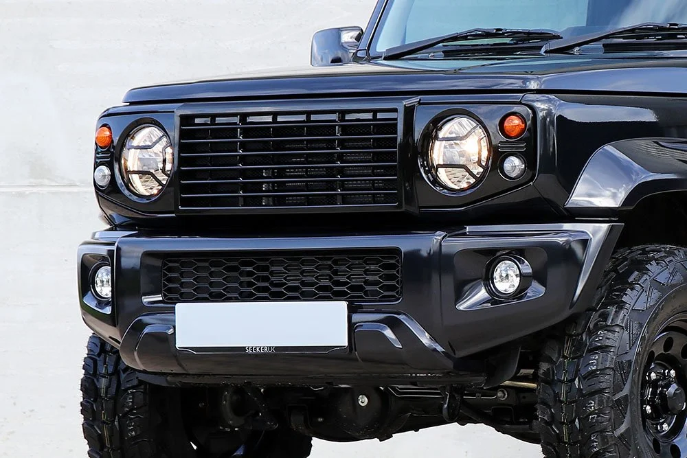 Seeker Suzuki Jimny Land Rover Style Front Grille 4.jpg