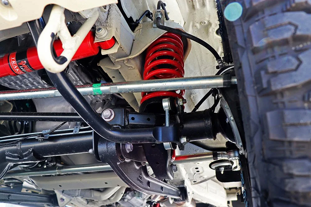 Seeker Suzuki Jimny Sand Black Wheels Lift Kit 2.jpg